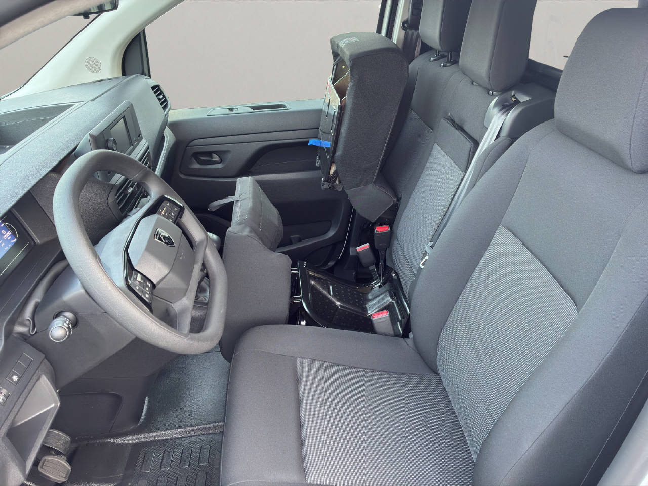 PEUGEOT Expert Kaw. Standard 2.0 BlueHDi 145 PS S/S-image-6