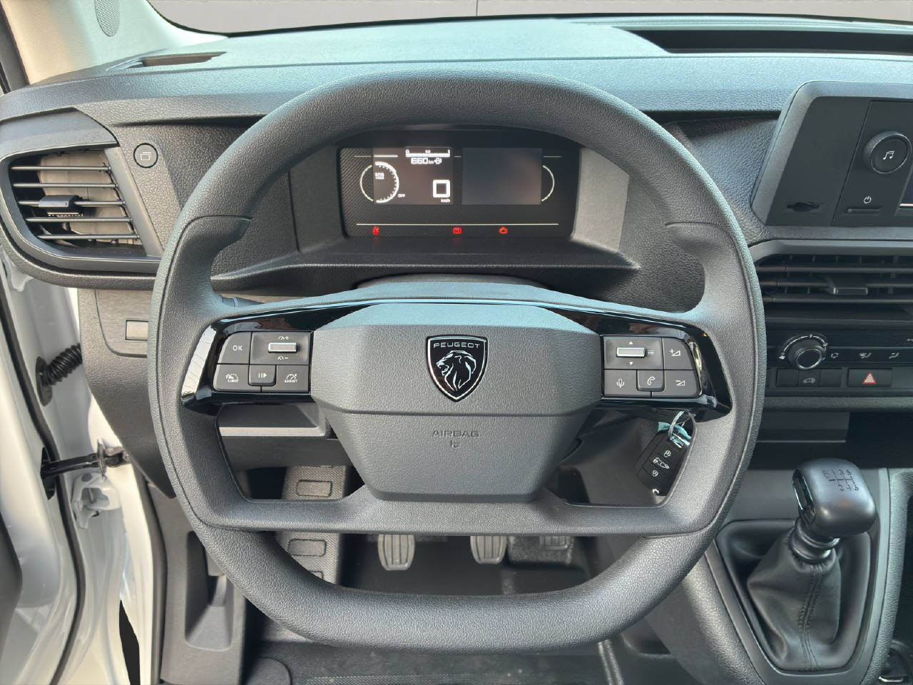 PEUGEOT Expert Kaw. Standard 2.0 BlueHDi 145 PS S/S-showroom-element-3