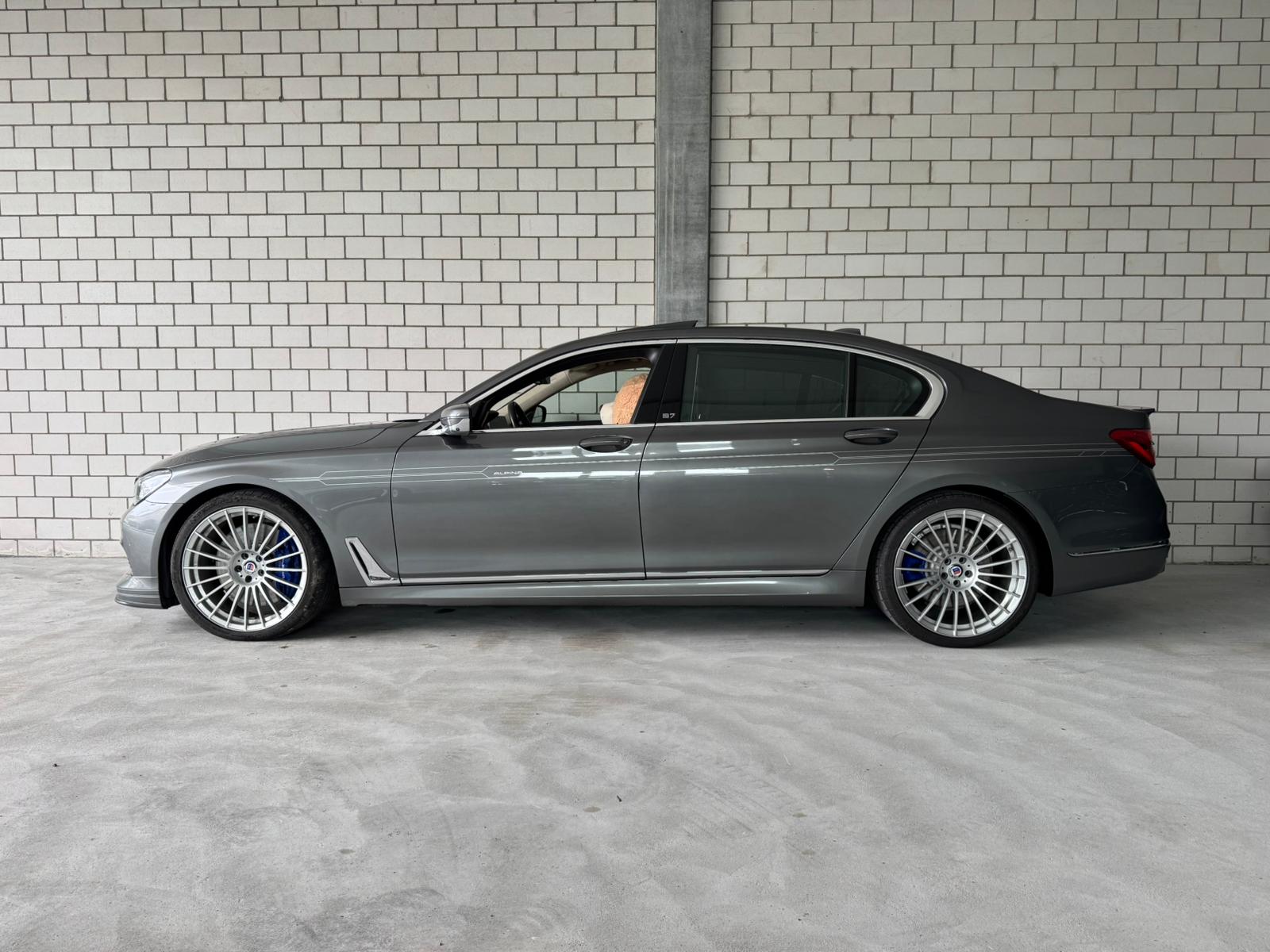 BMW-ALPINA B7 L BiTurbo 4.4 V8 xDrive Switch-Tronic Vollausstattung