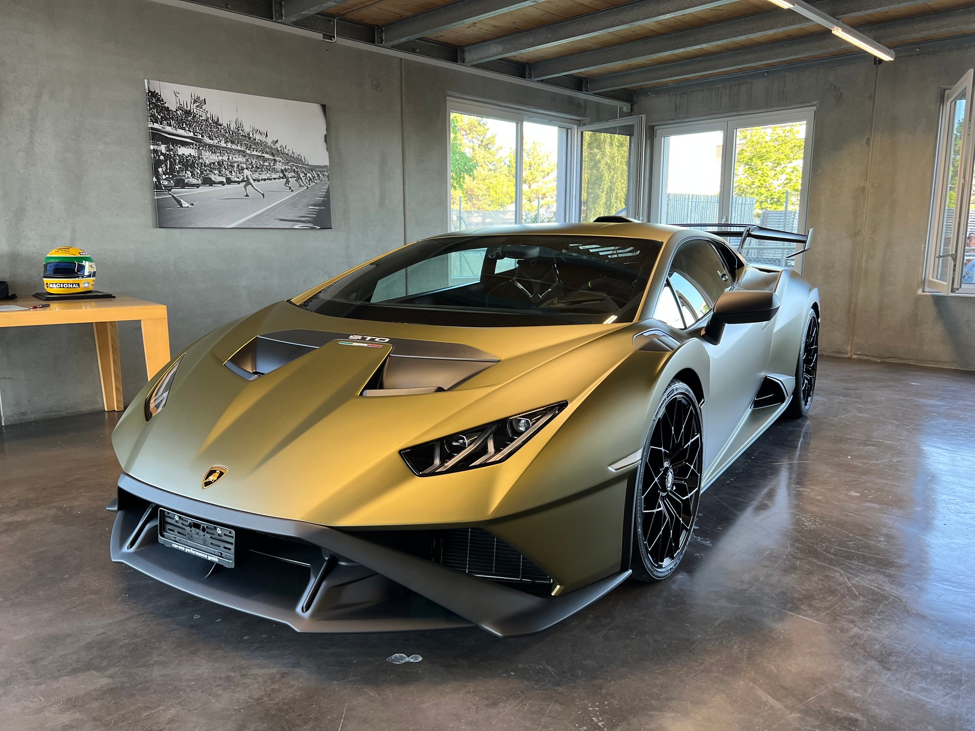LAMBORGHINI Huracan STO Coupé DCT RWD