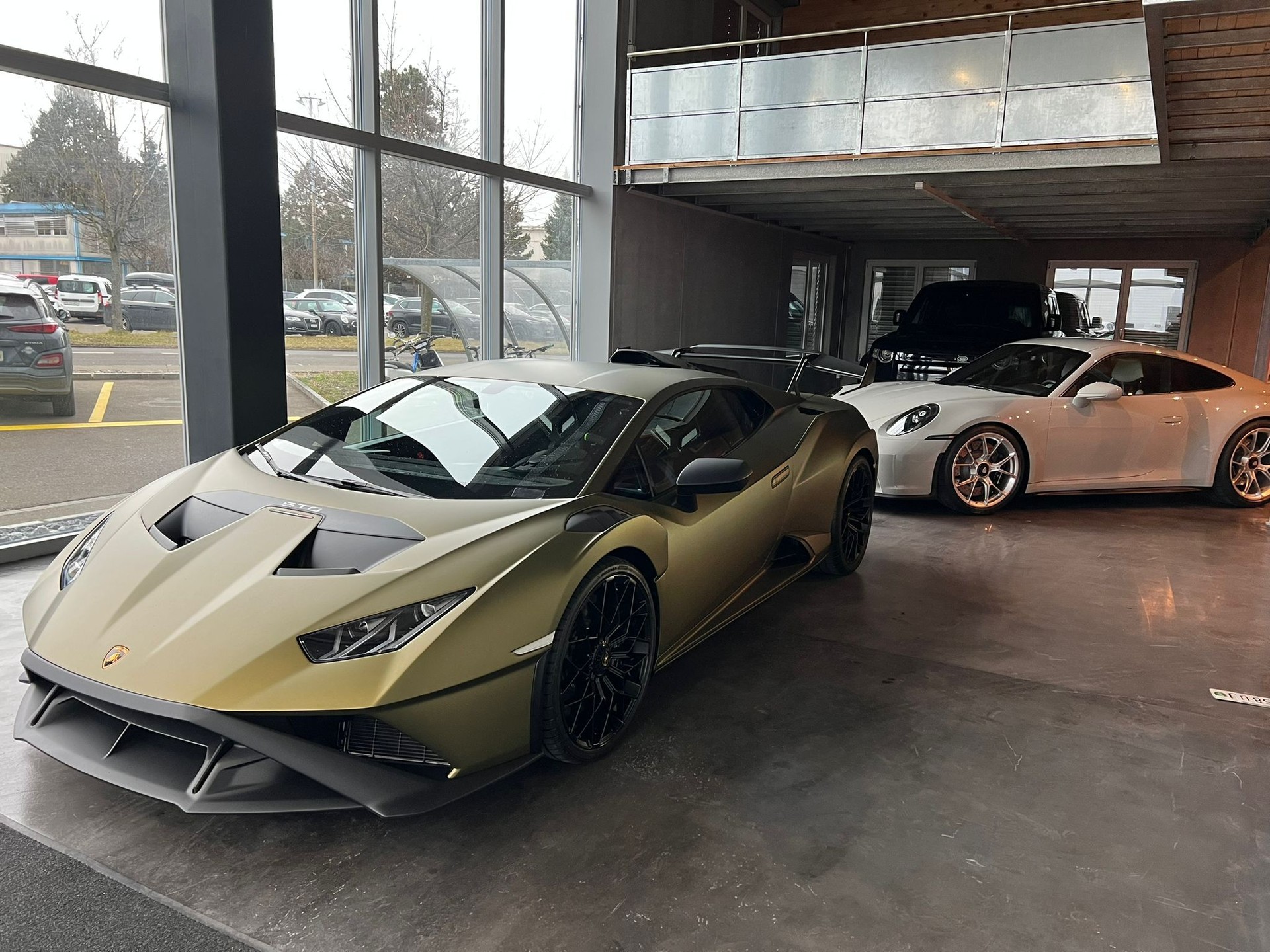 LAMBORGHINI Huracan STO Coupé DCT RWD-showroom-element-2