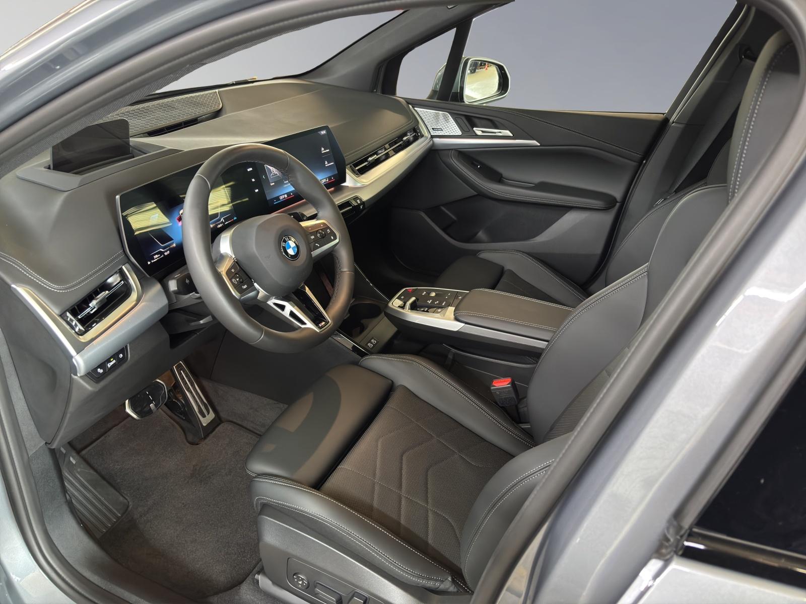 BMW 223i xDrive SDKG Active Tourer-image-3