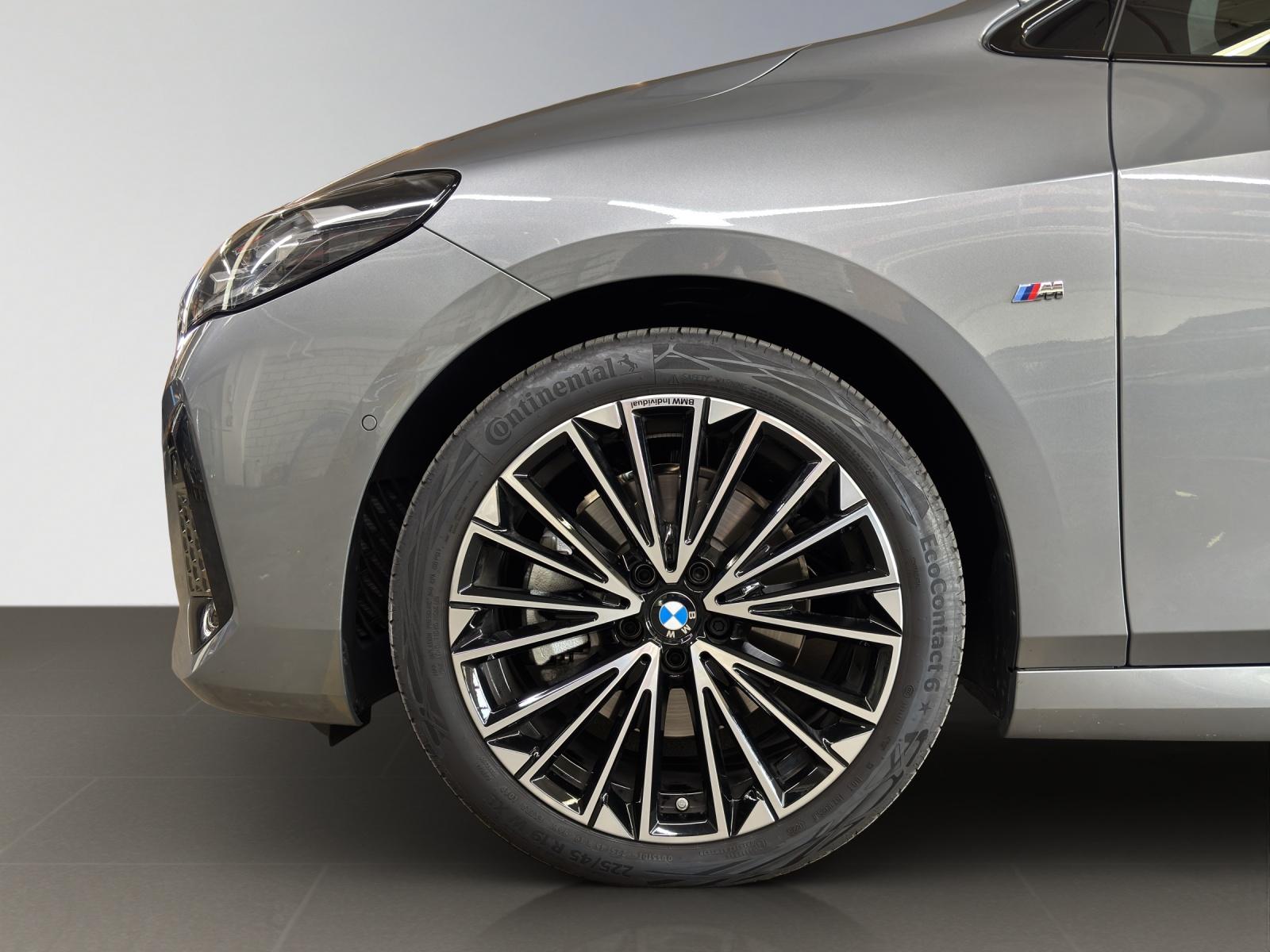 BMW 223i xDrive SDKG Active Tourer-image-2