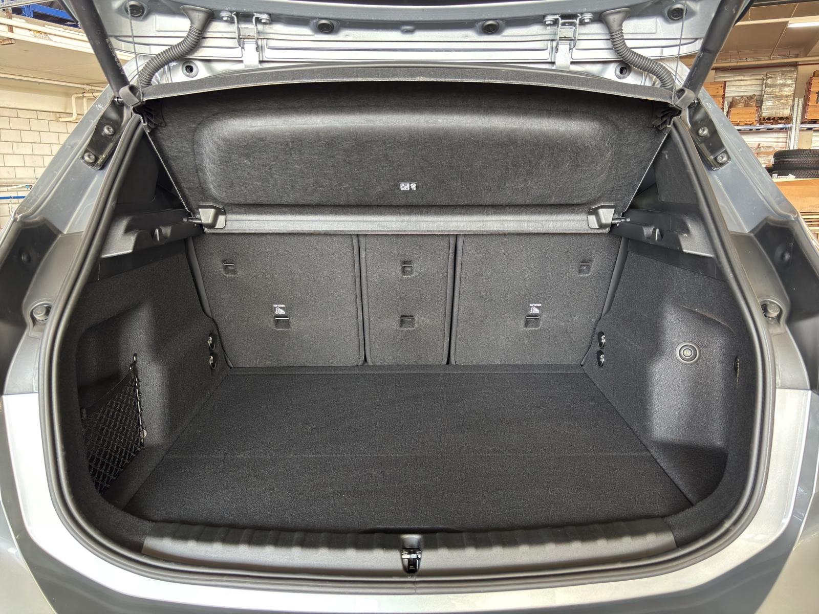 BMW 223i xDrive SDKG Active Tourer-image-14