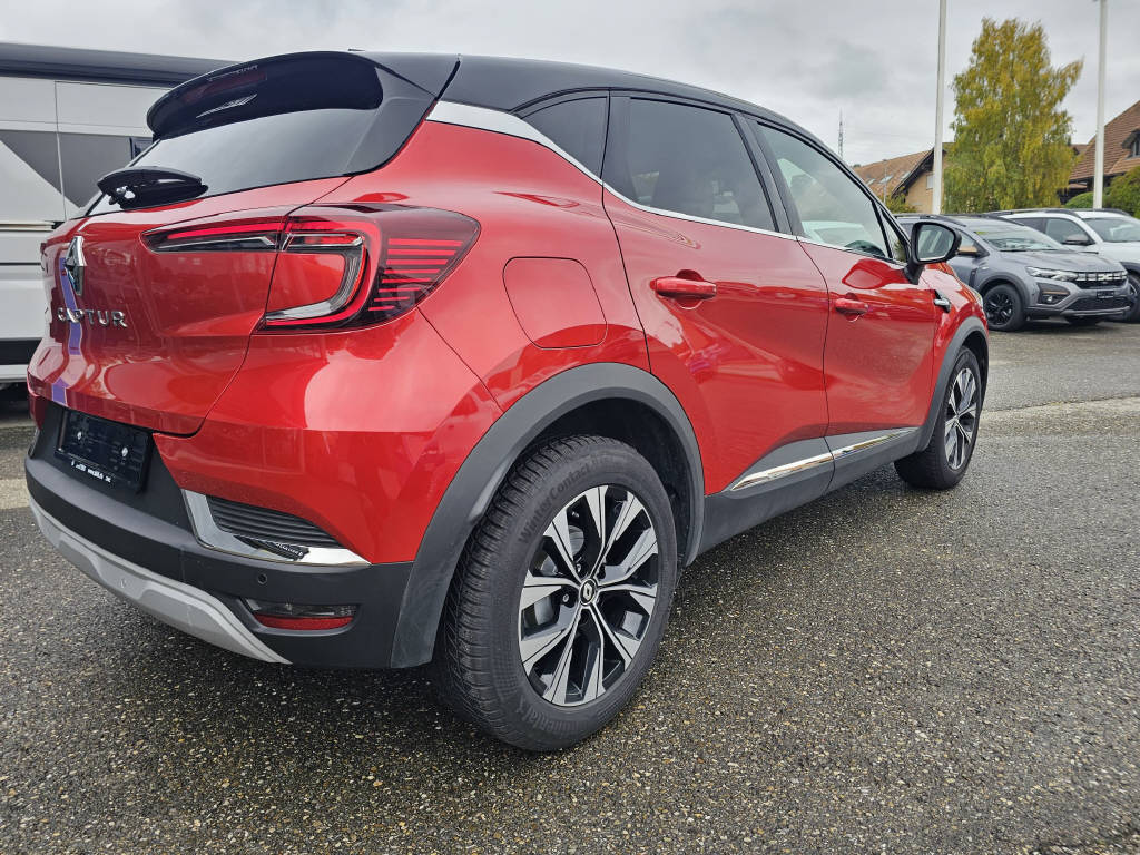 RENAULT Captur 1.3 TCe 140 techno EDC-image-2