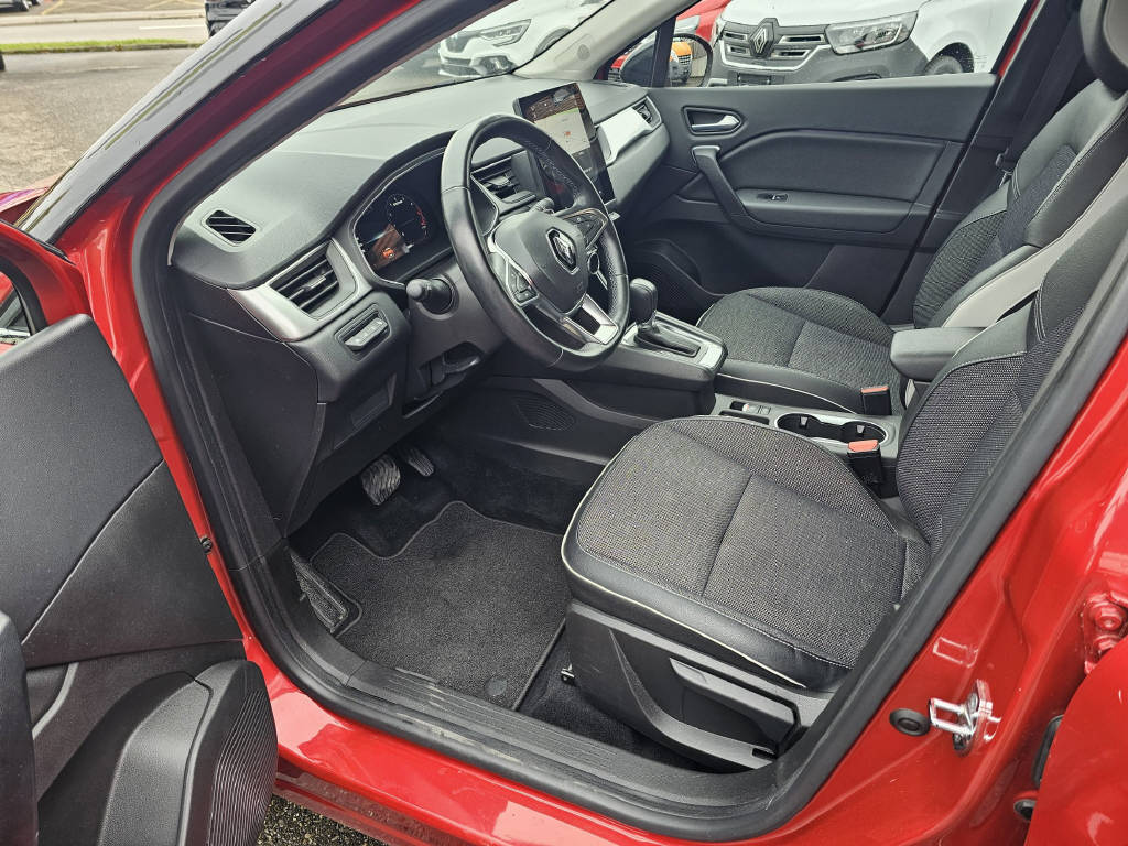 RENAULT Captur 1.3 TCe 140 techno EDC-image-6