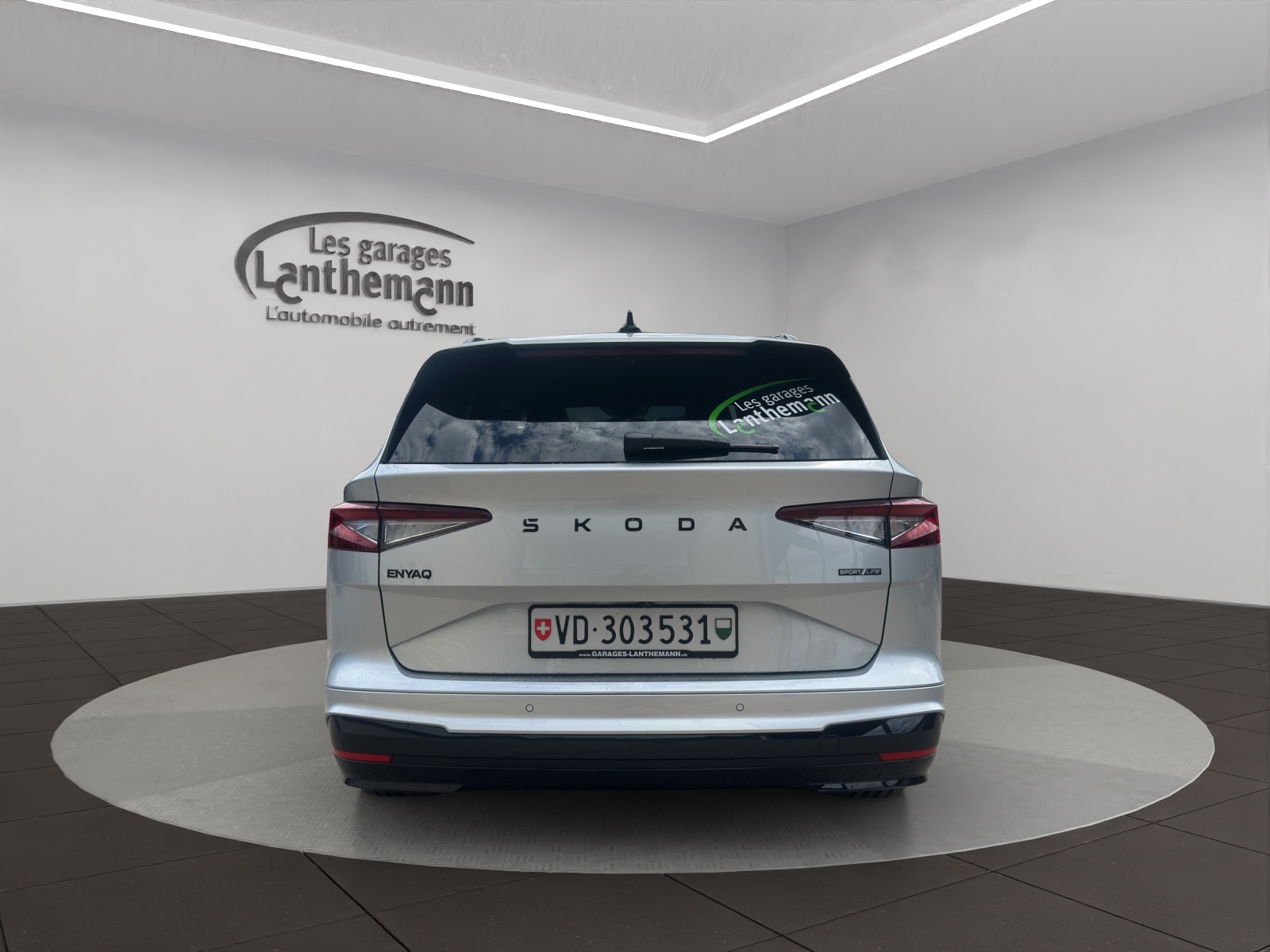 SKODA Enyaq 85x Sportline 4x4-image-3