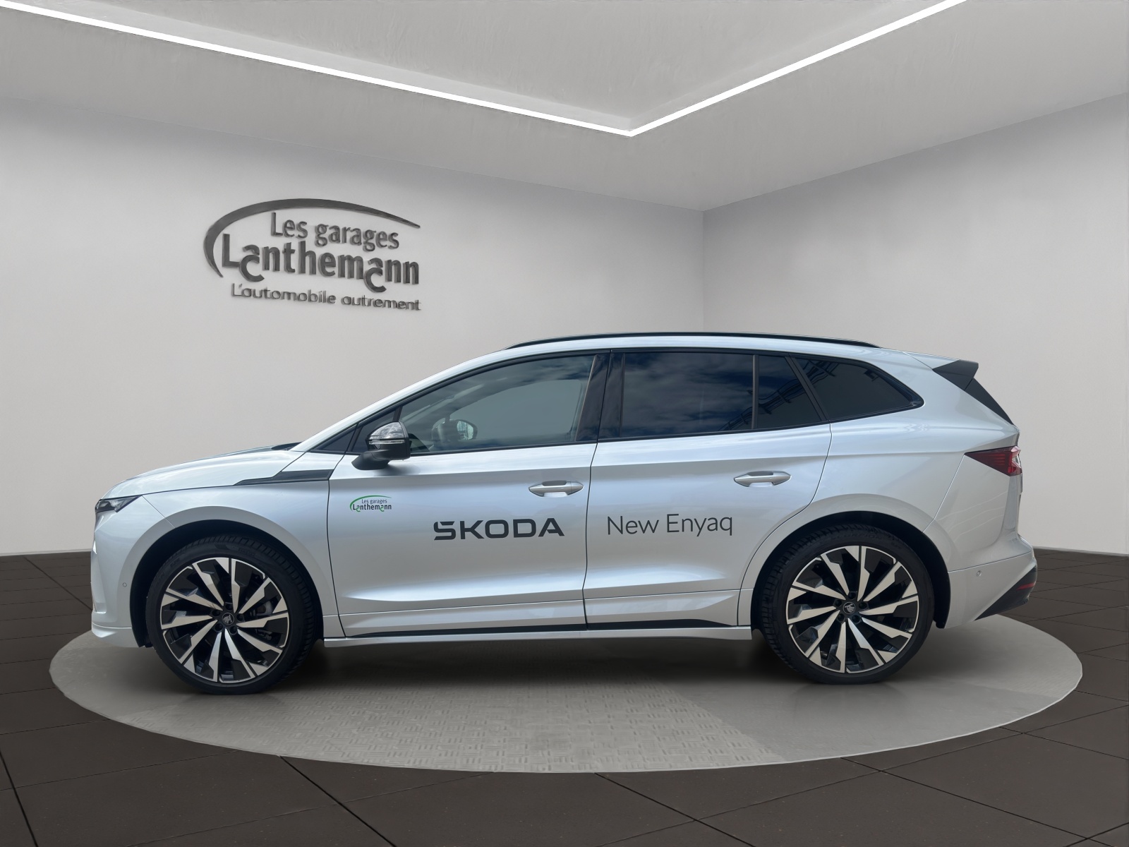 SKODA Enyaq 85x Sportline 4x4-image-1