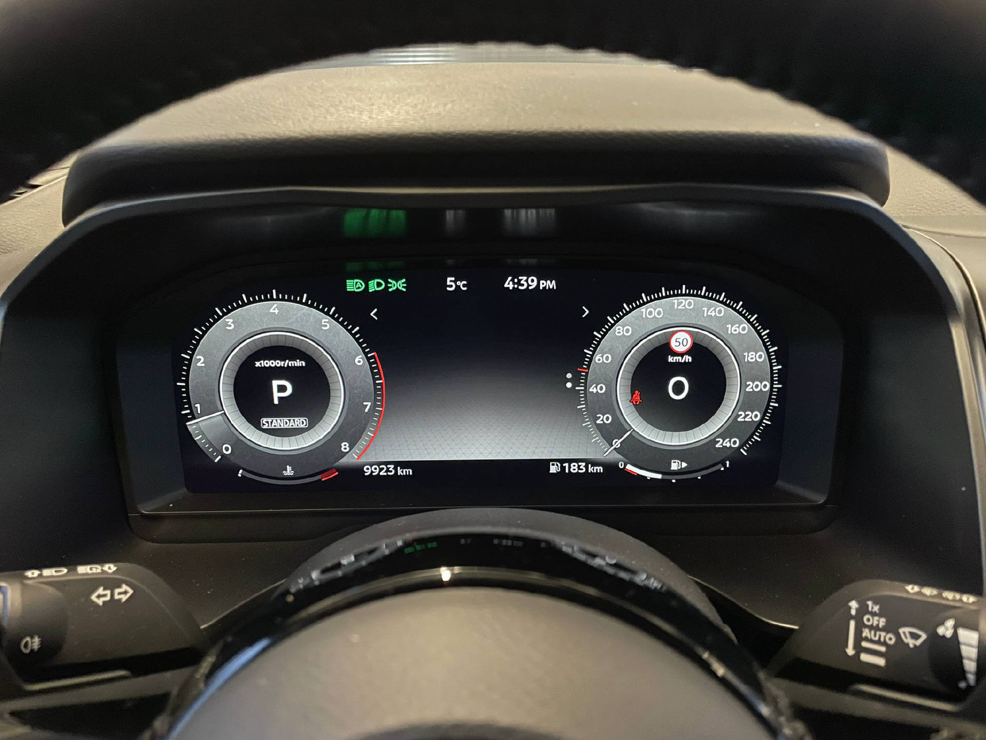 NISSAN Qashqai 1.3 DIG-T Tekna-image-9