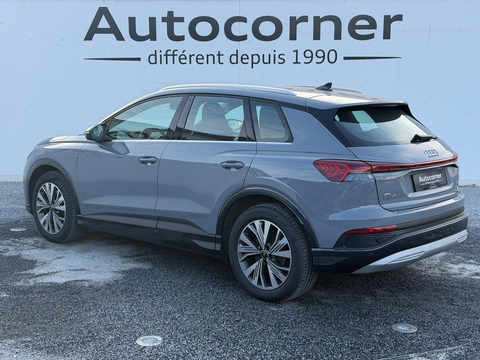 AUDI Q4 e-tron 50 quattro-image-2