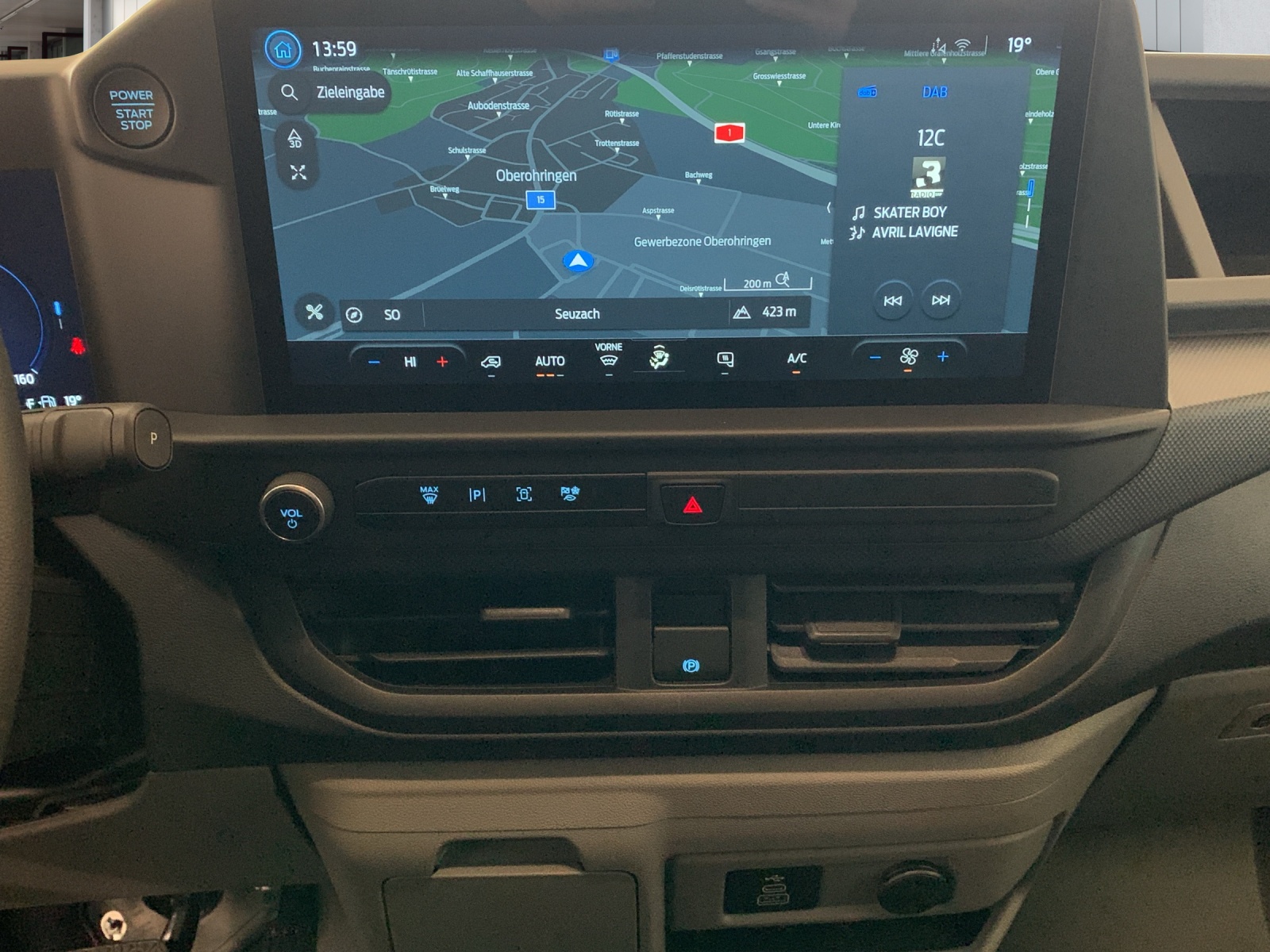 FORD Transit C Van 320 L1 2.5 Duratec 233 Trend PHEV-image-10