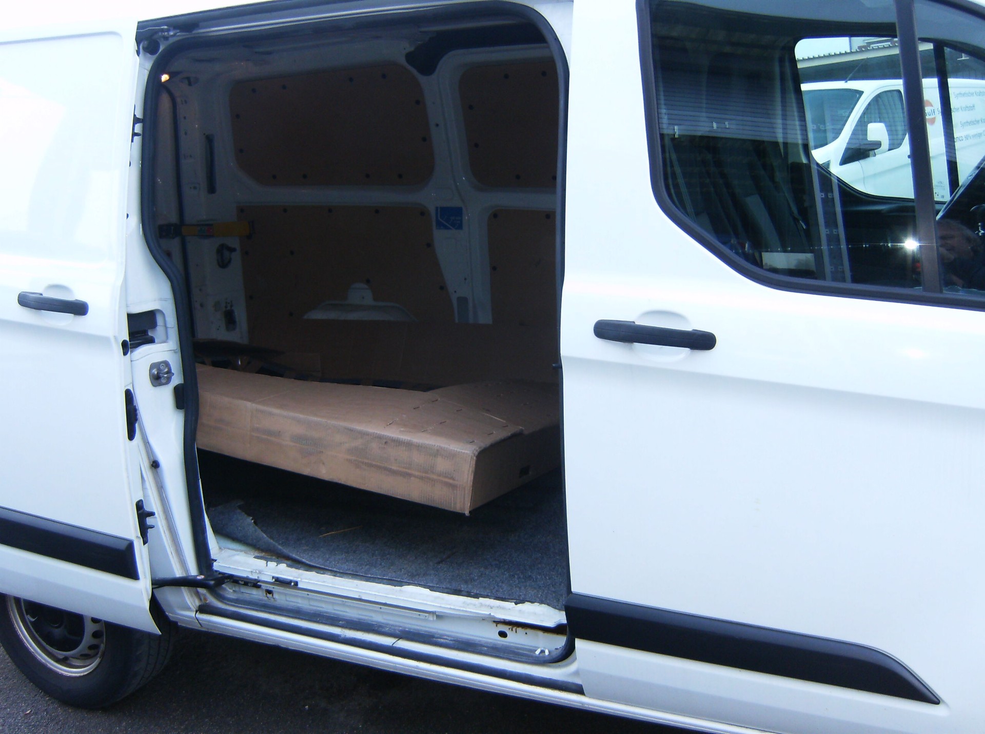 FORD Transit Custom Van 280 L1H1Trend-image-6