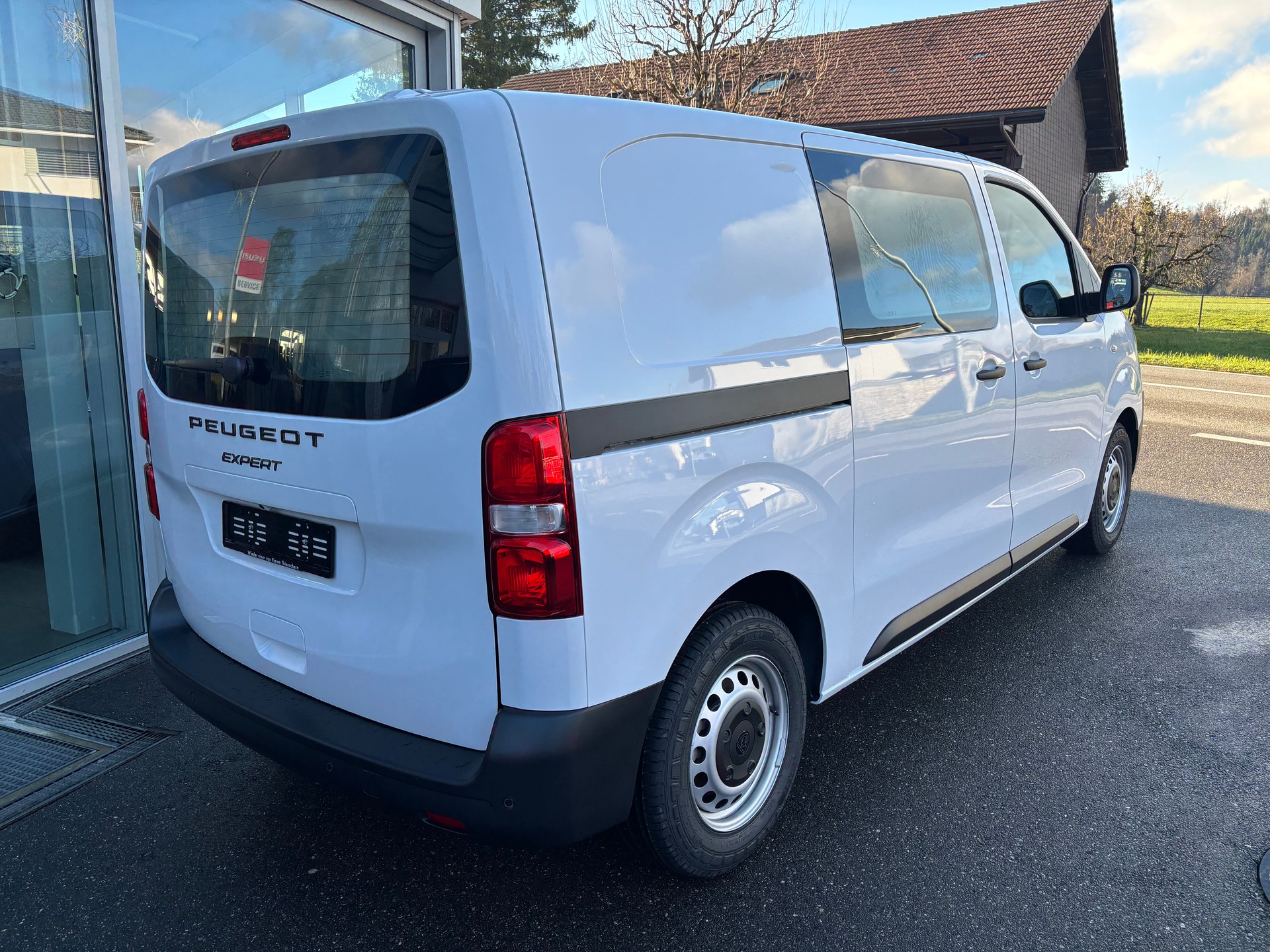 PEUGEOT Expert 2.2 BlueHDi 150 S&S Standard EAT8-image-3