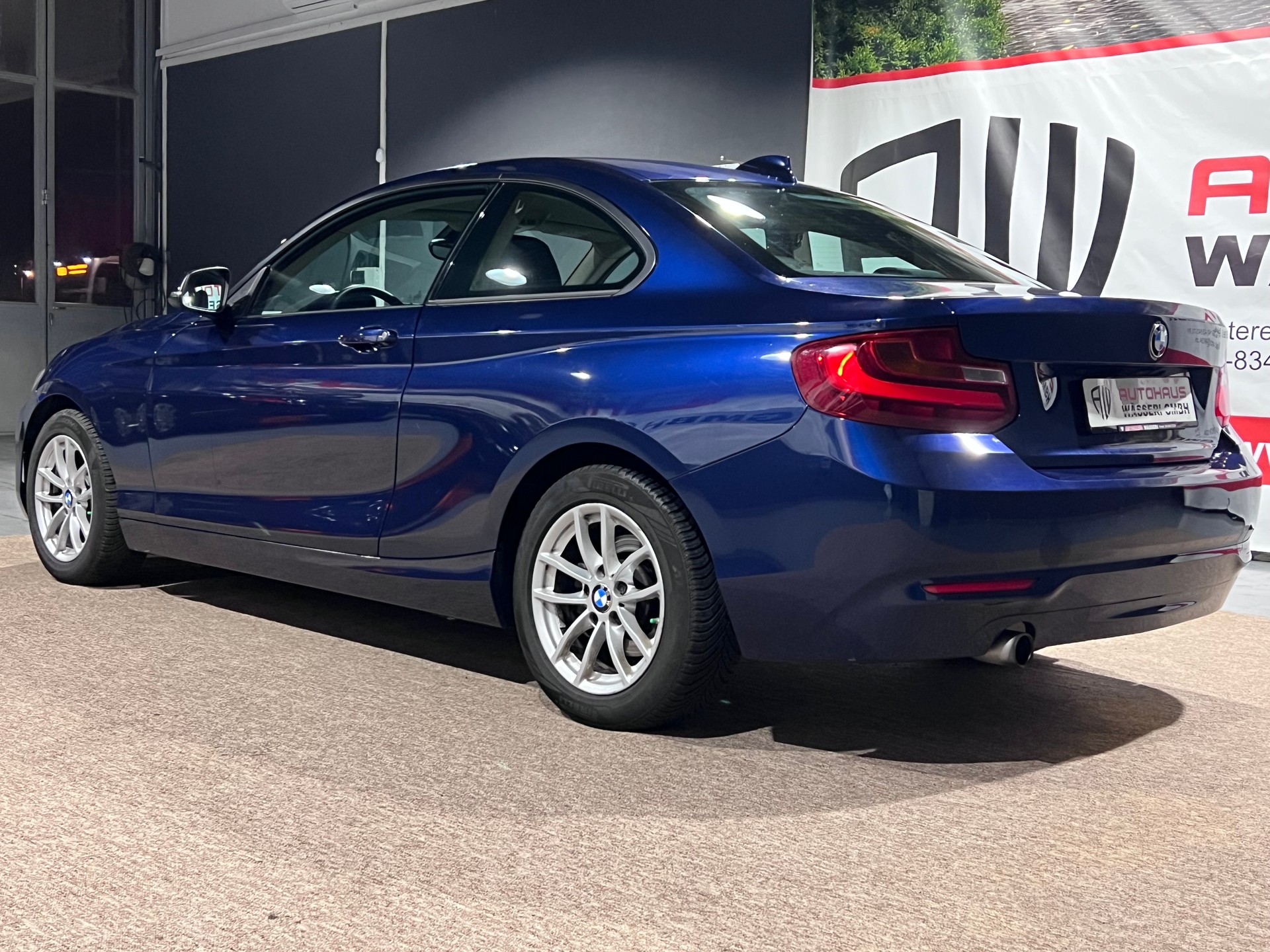 BMW 218i M Sport Steptronic-image-4