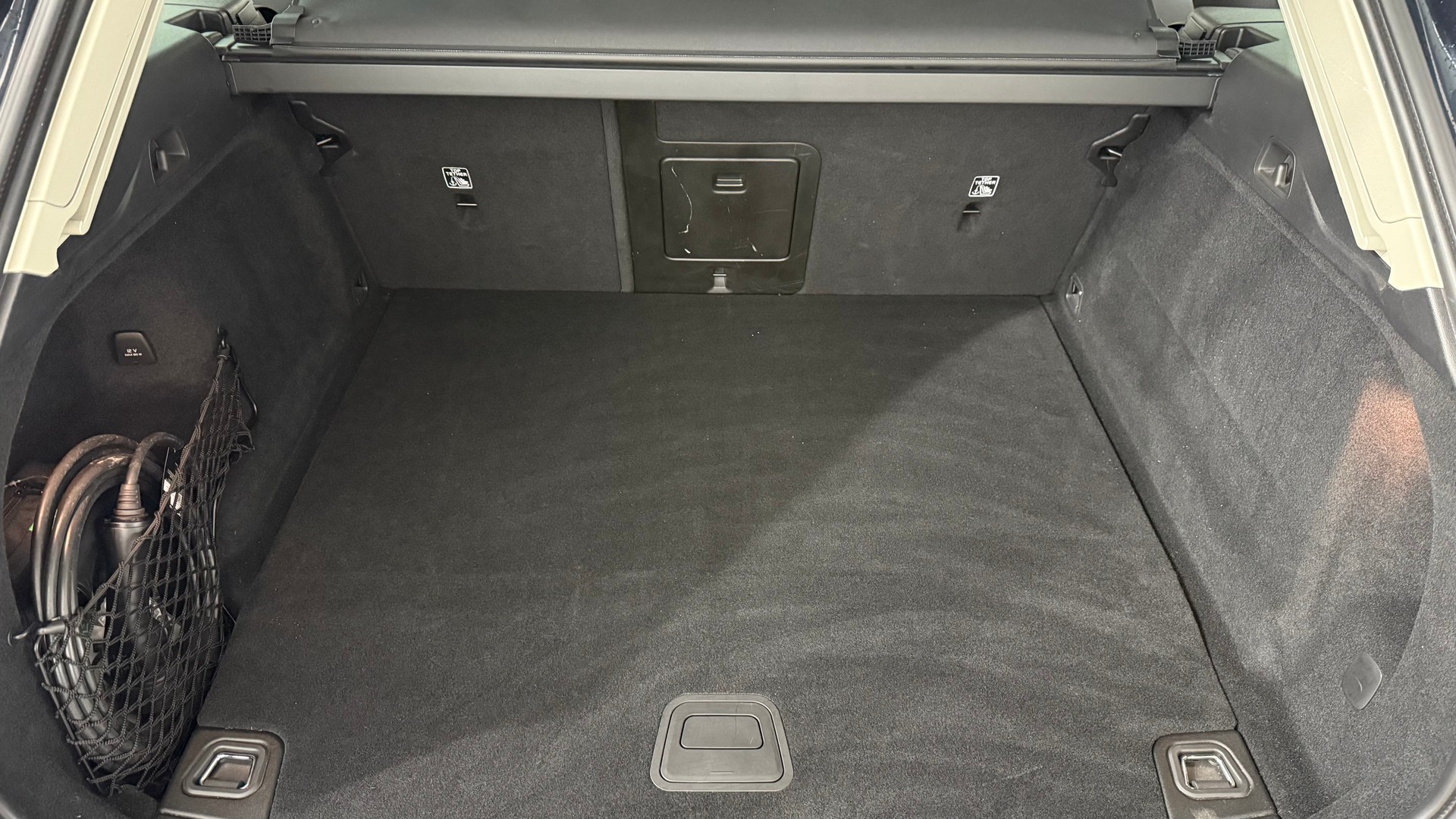 VOLVO XC60 2.0 T8 TE Inscription eAW-image-6