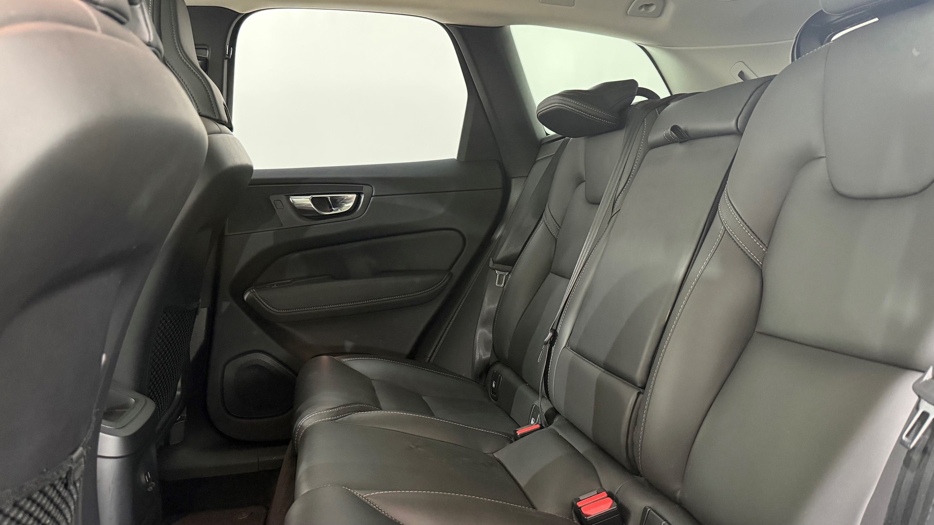 VOLVO XC60 2.0 T8 TE Inscription eAW-image-6