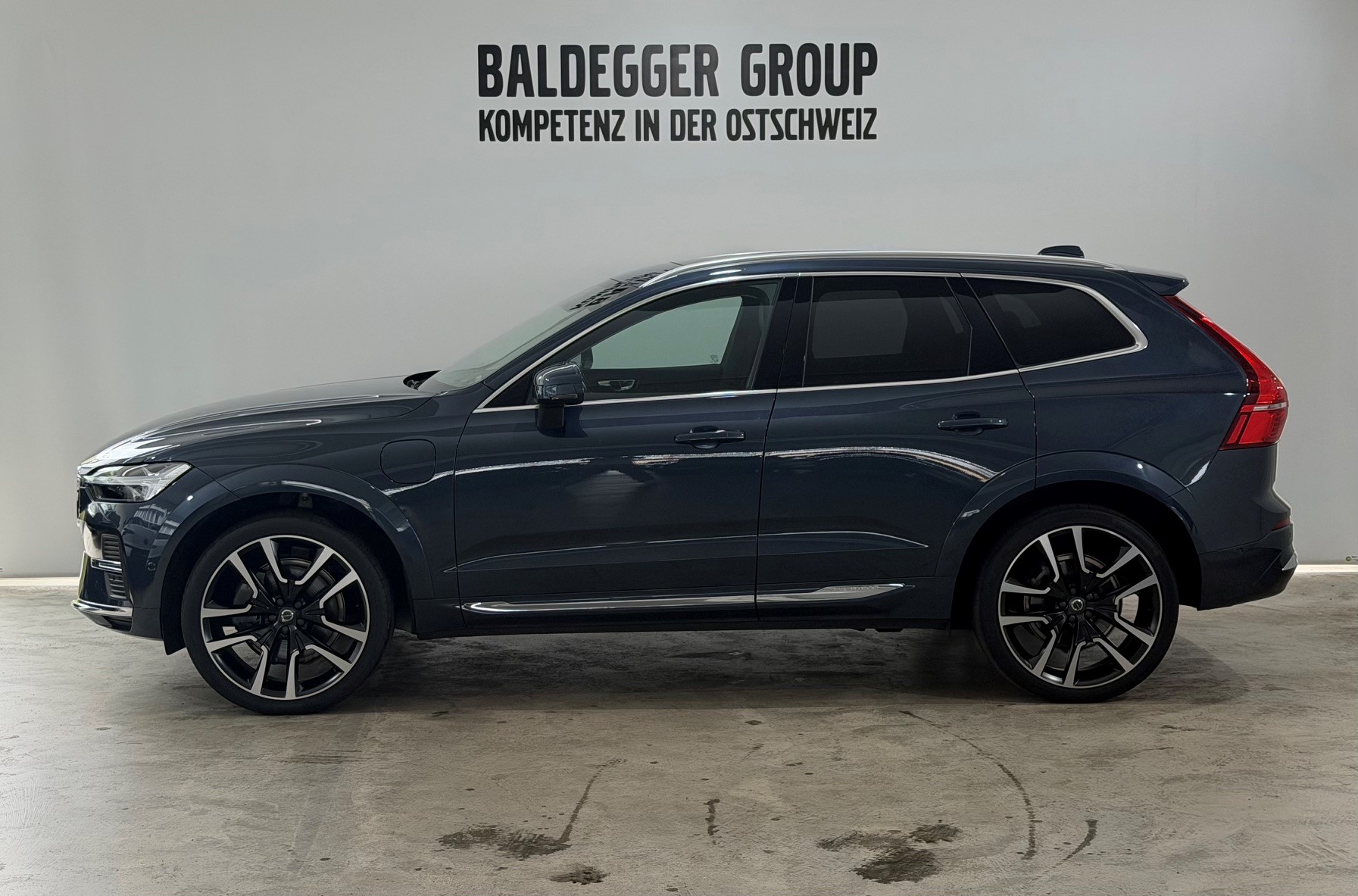 VOLVO XC60 2.0 T8 TE Inscription eAW-image-2