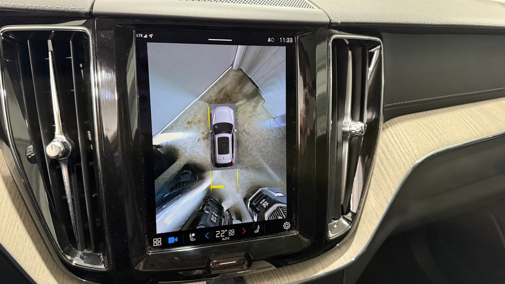VOLVO XC60 2.0 T8 TE Inscription eAW-image-8