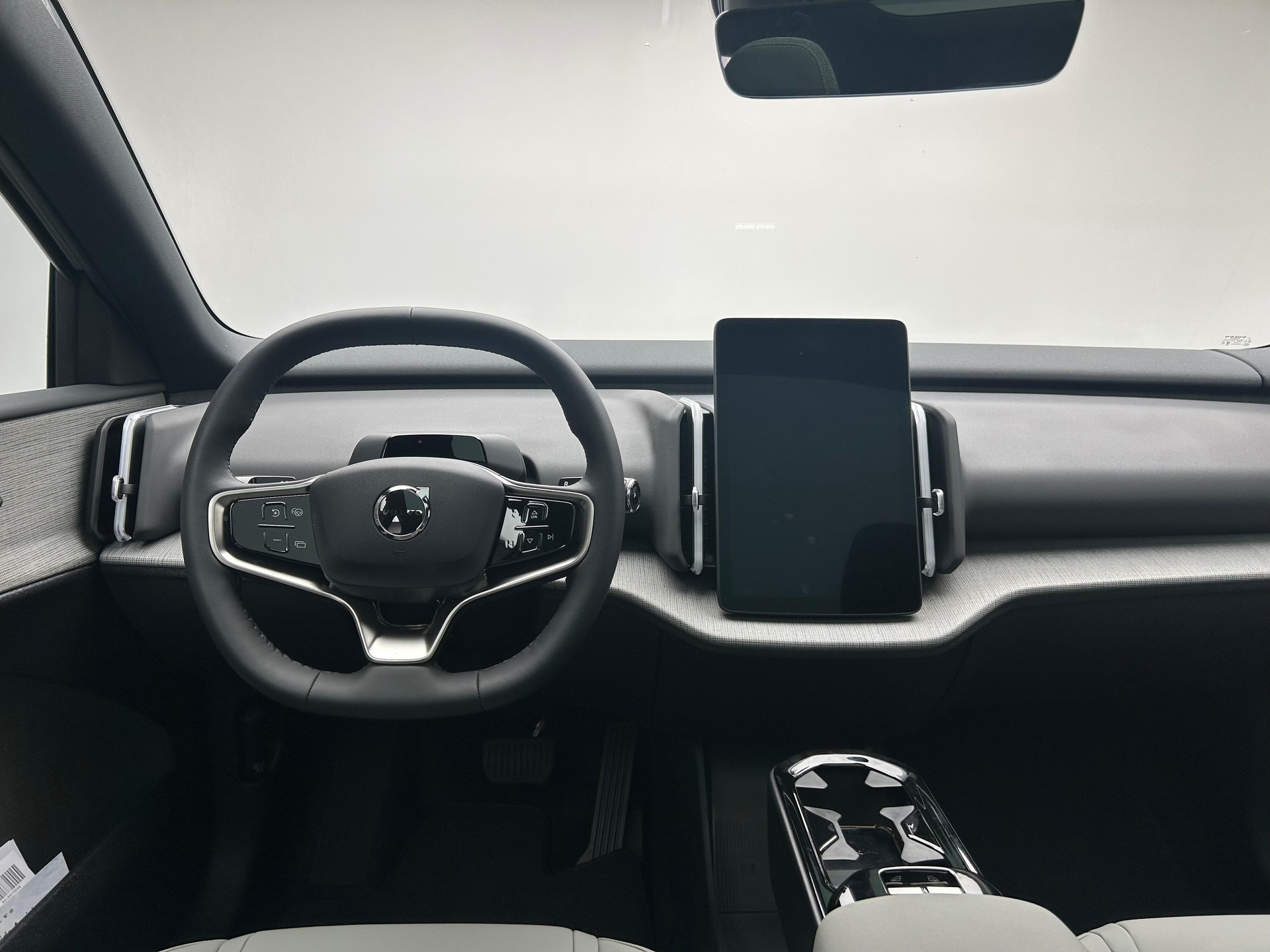 VOLVO EX30 E60 Twin Ultra Performance AWD-image-19
