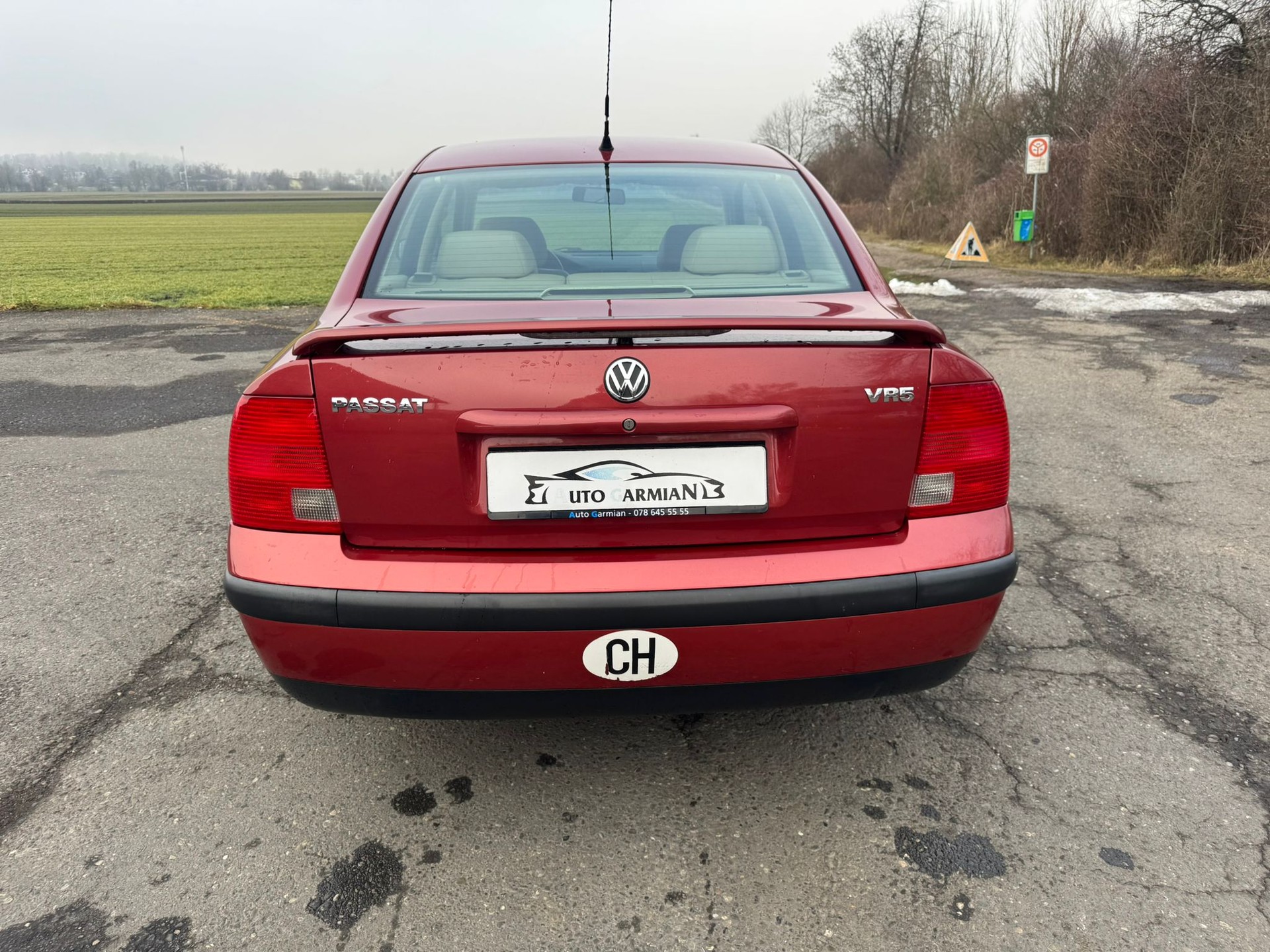 VW Passat 2.3 VR5 Highline-image-3