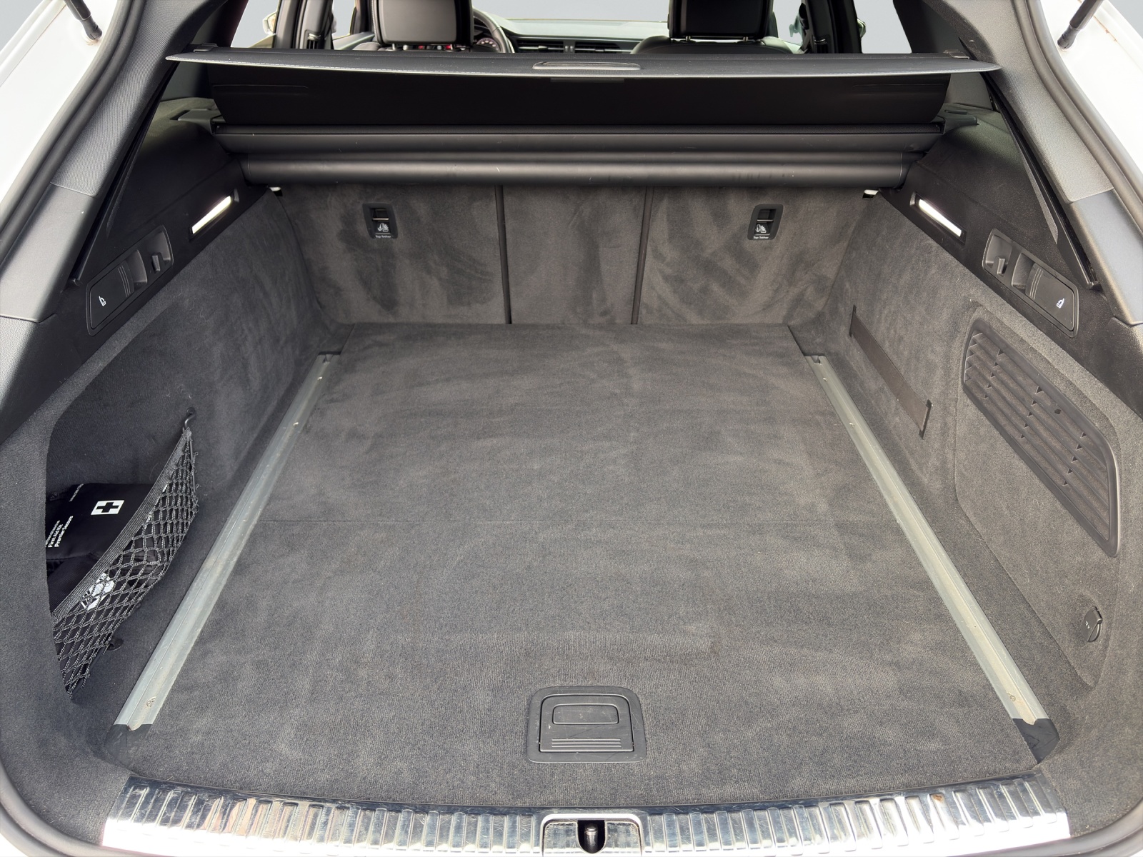 AUDI S6 Avant 3.0 V6 TDI quattro T-Tronic-image-15