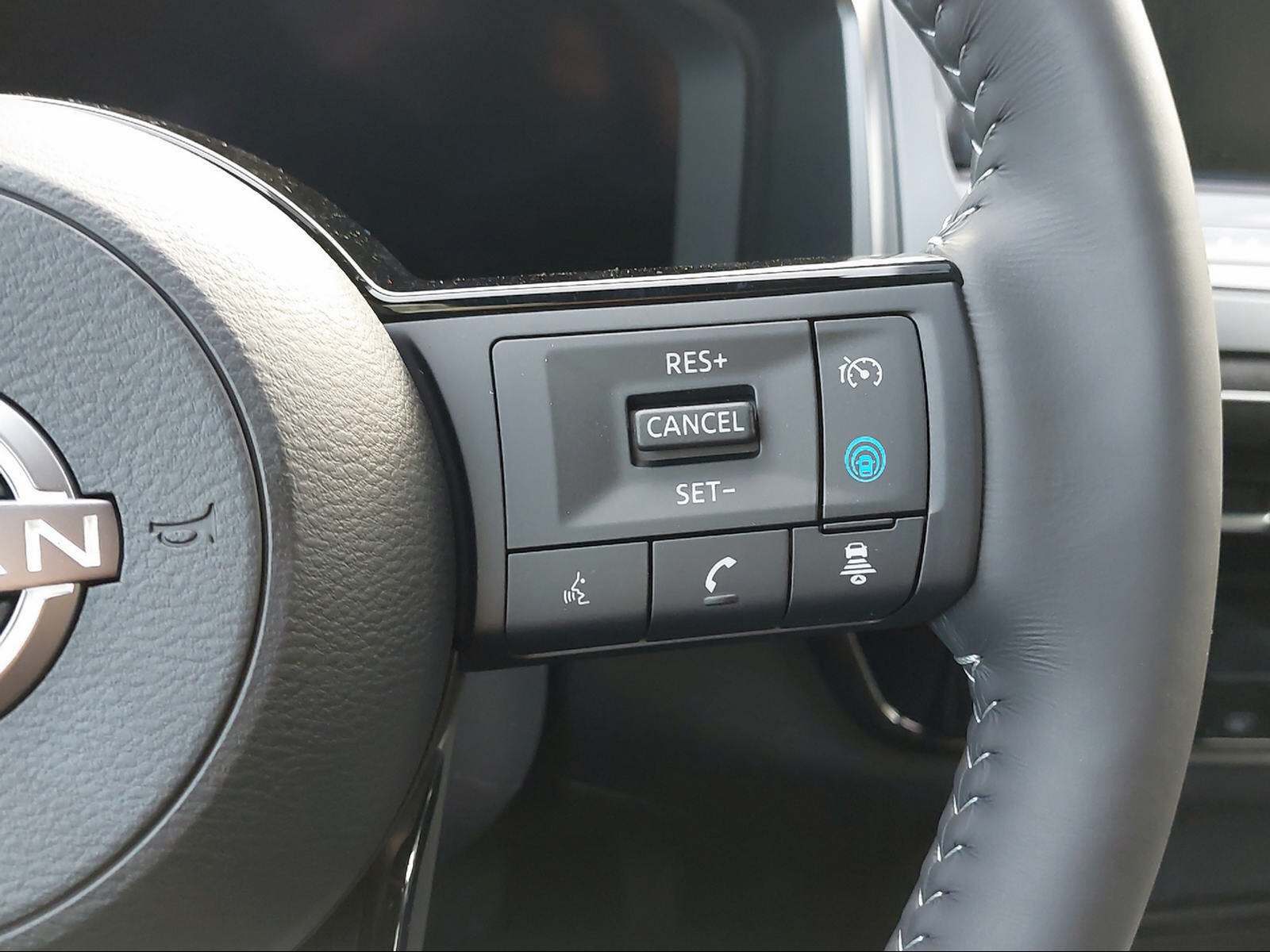 NISSAN Qashqai 1.5 VC-T N-Connecta-image-12