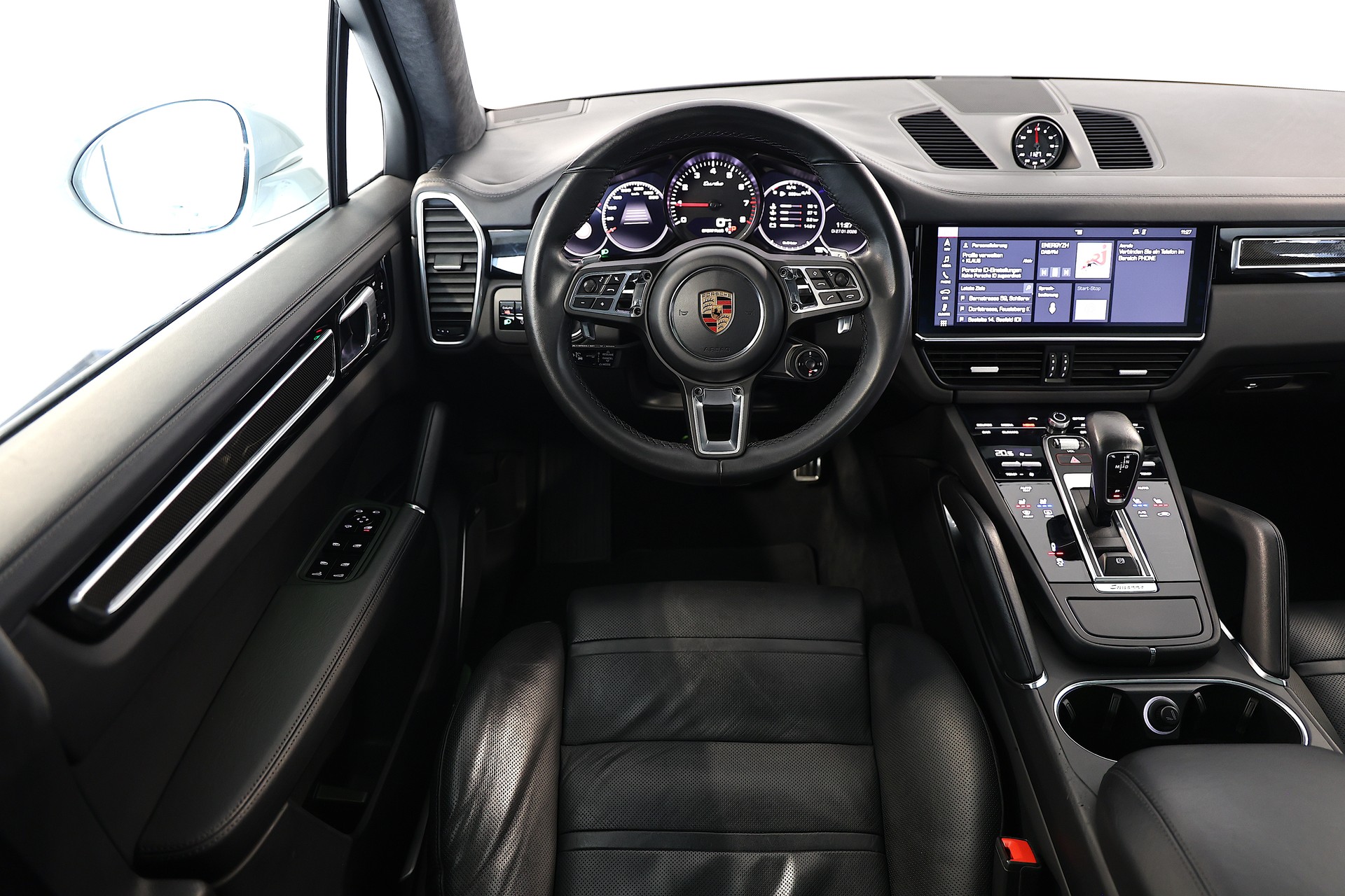 PORSCHE Cayenne Turbo-image-10