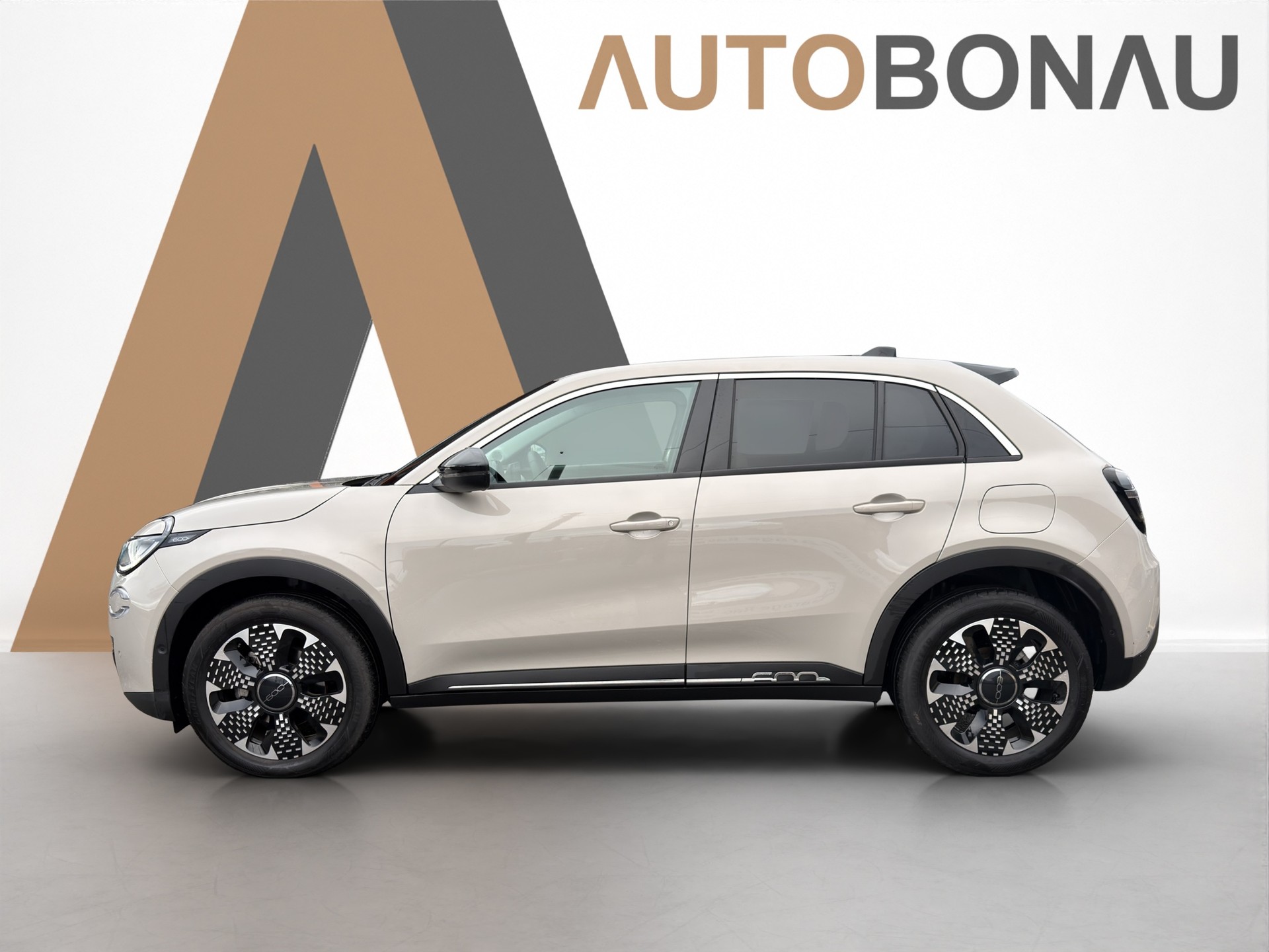FIAT 600 1.2 Hybrid MHEV La Prima-showroom-element-1
