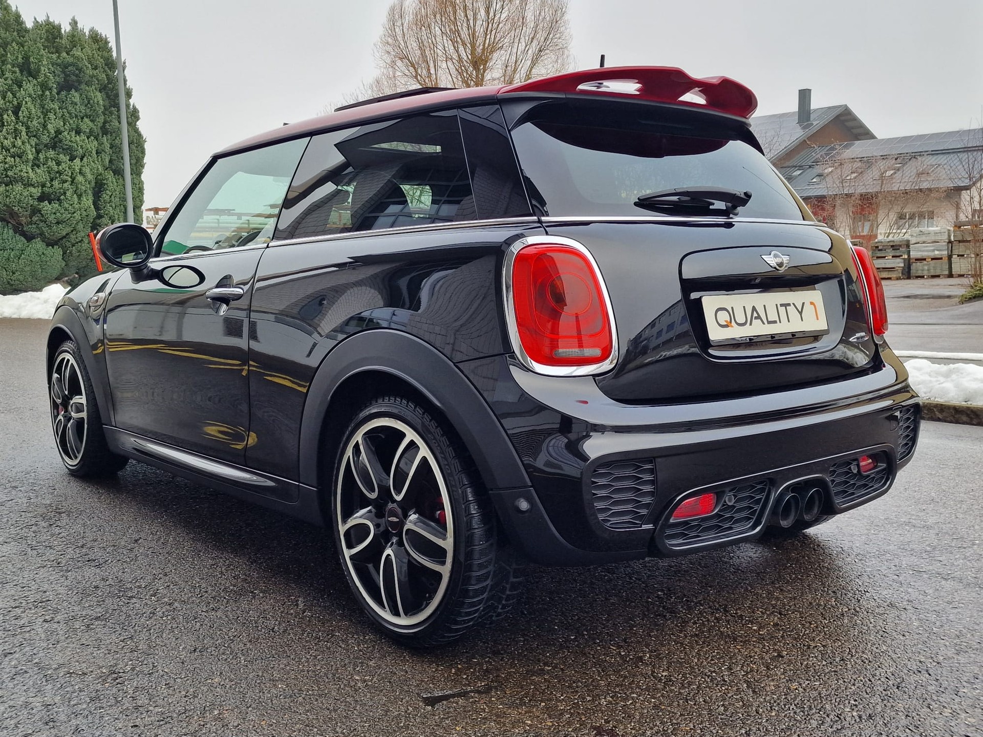 MINI Cooper John Cooper Works-image-4