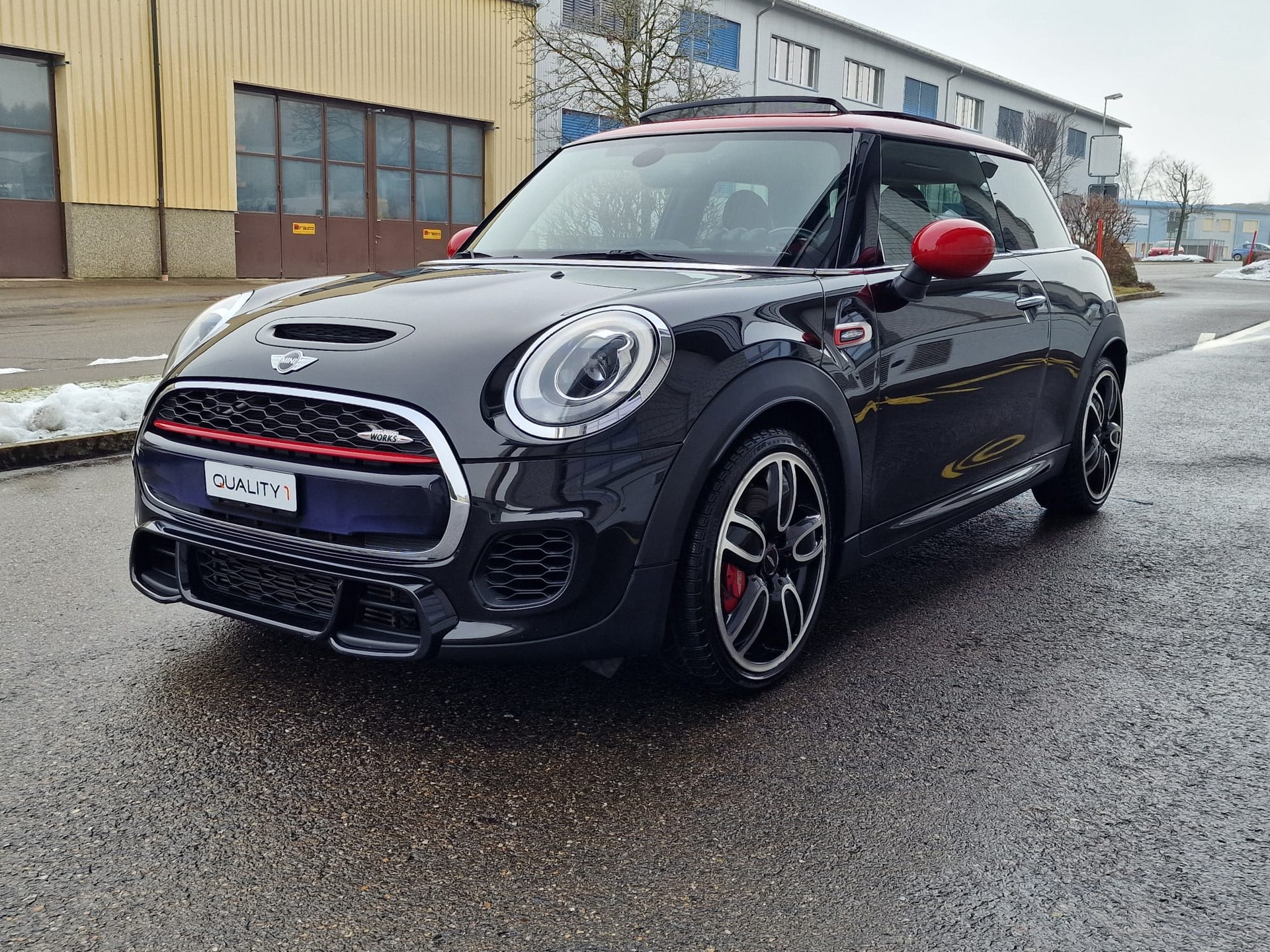 MINI Cooper John Cooper Works-image-1