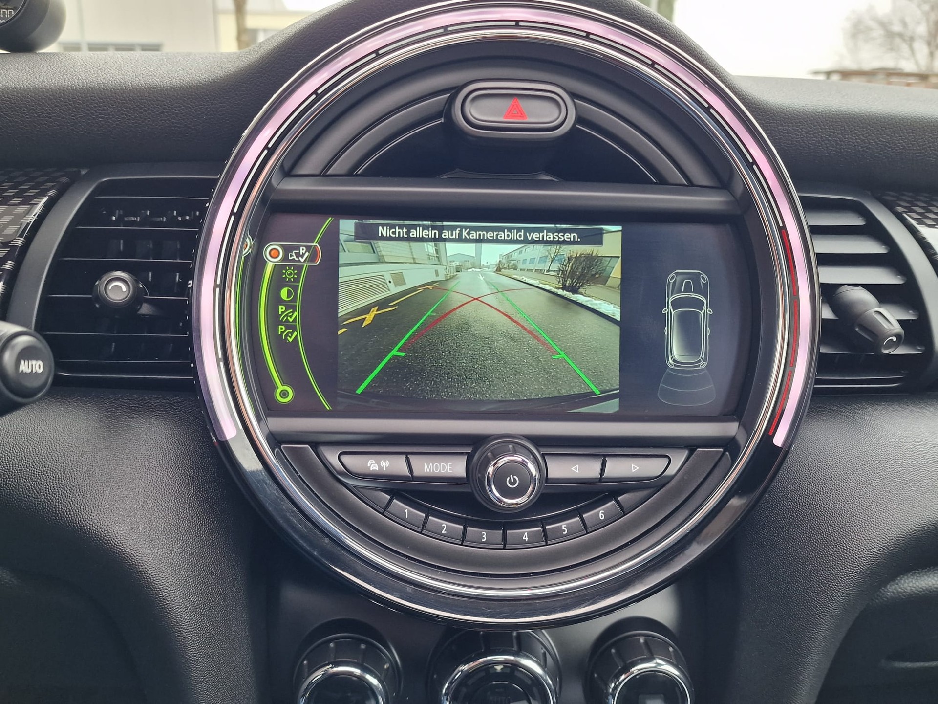 MINI Cooper John Cooper Works-image-10