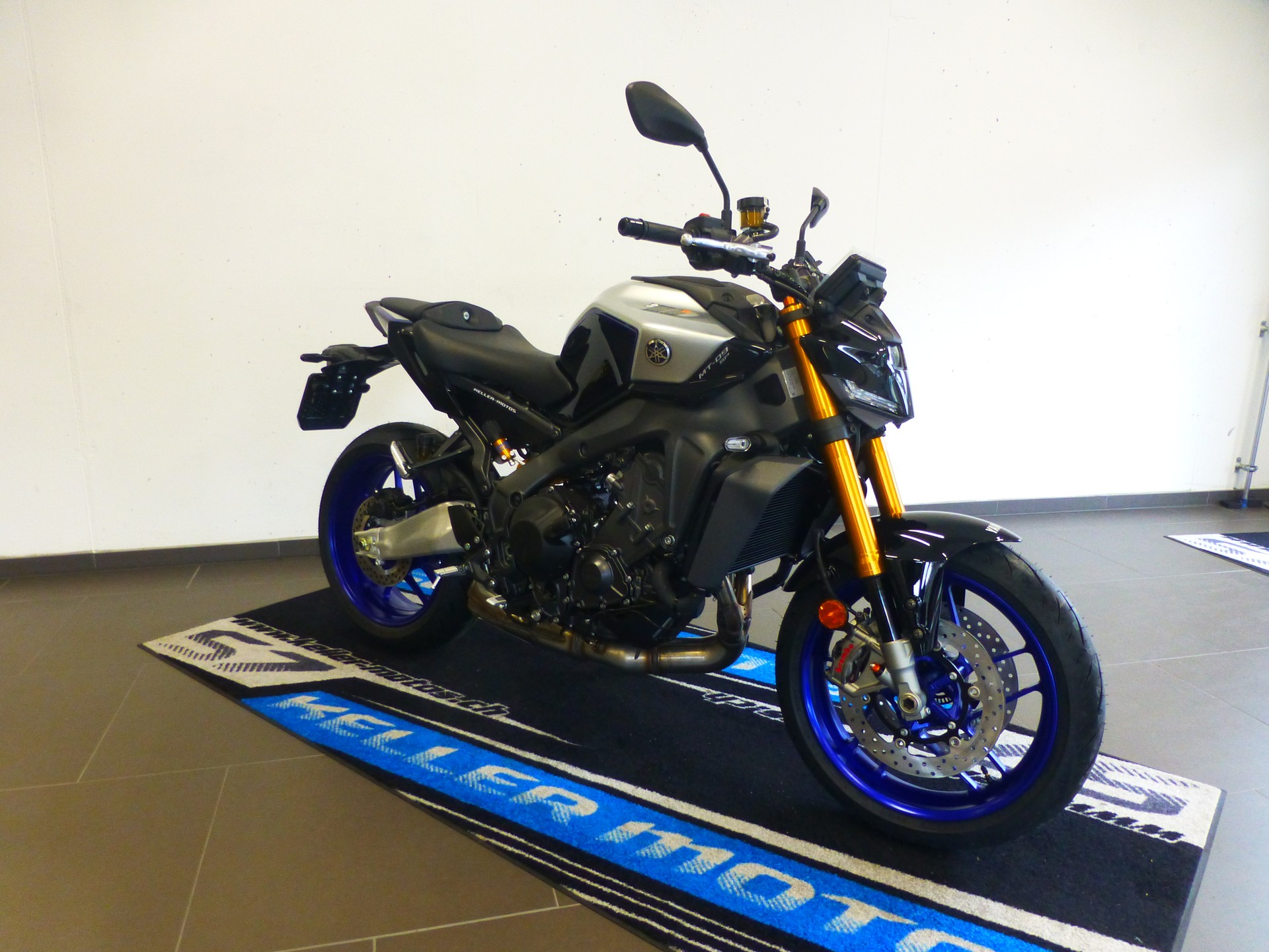 YAMAHA MT-09 SP (35kW)-showroom-element-3