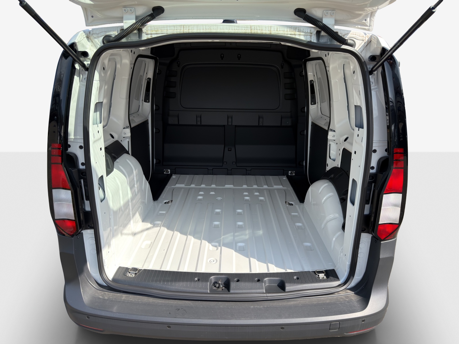 VW Caddy Cargo 2.0TDI-image-12