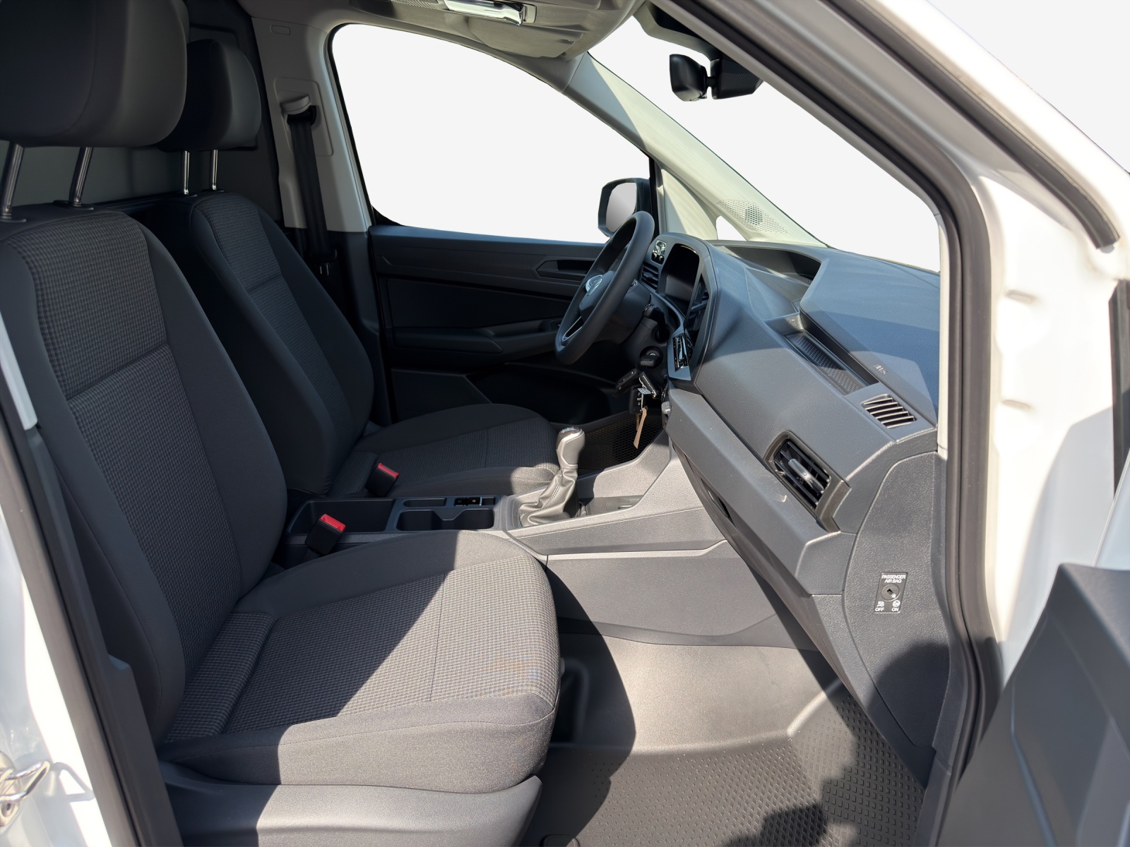 VW Caddy Cargo 2.0TDI-image-15