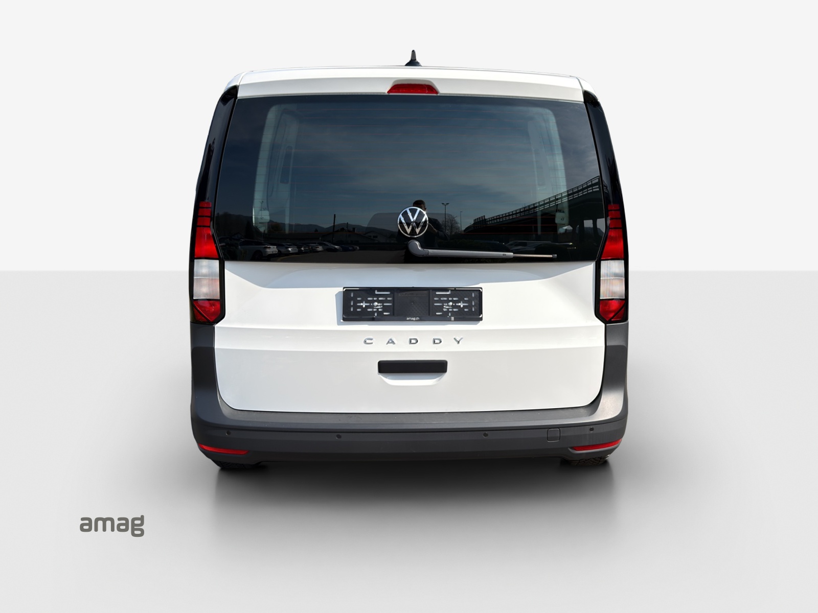 VW Caddy Cargo 2.0TDI-image-3