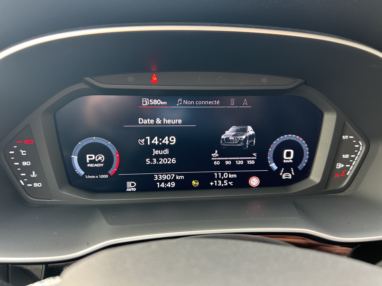AUDI Q3 40 TDI S line Attraction quattro S-tronic-image-9