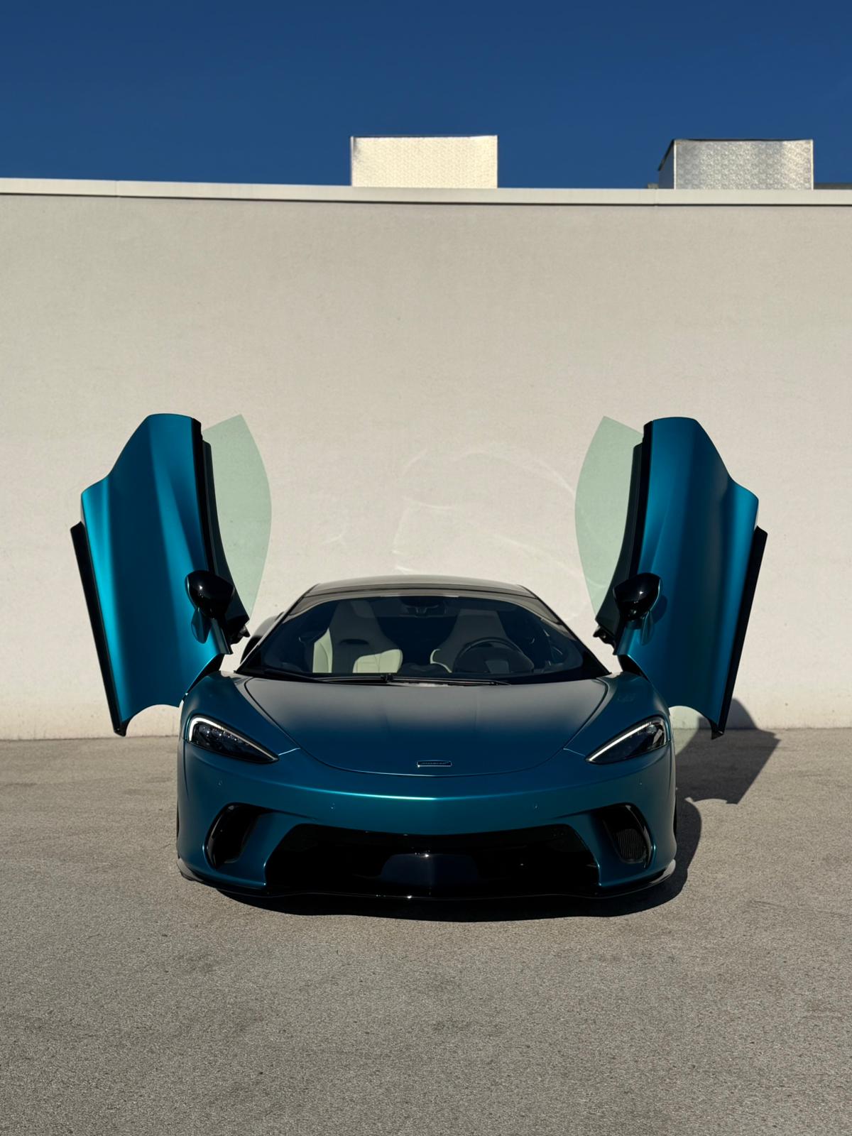 McLAREN GTS-image-5