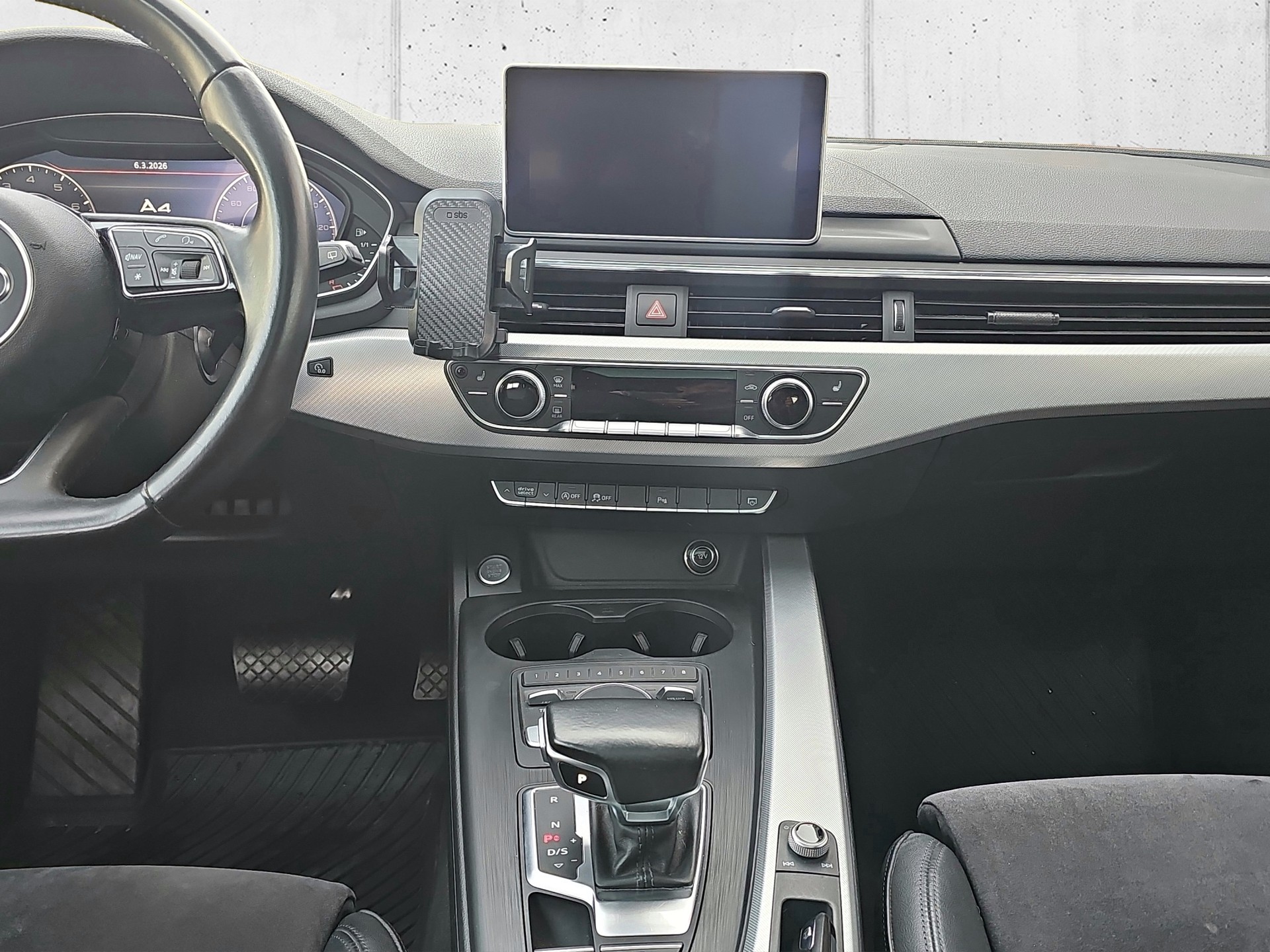 AUDI A4 Avant 2.0 TFSI Sport S-tronic-image-18