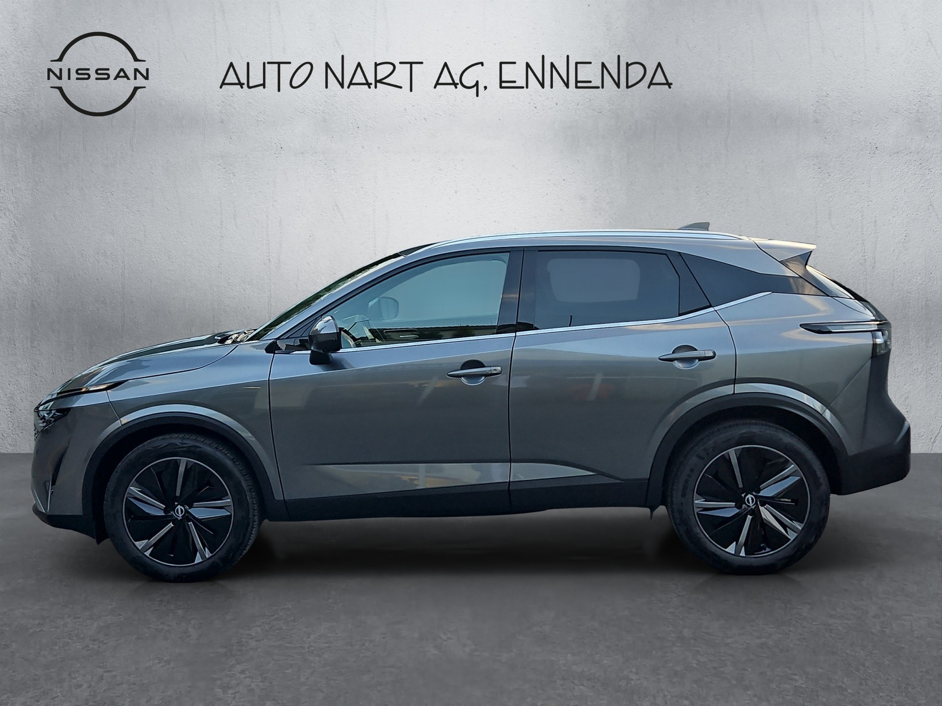 NISSAN Qashqai 1.3MHEV Tekna 4x4-showroom-element-1