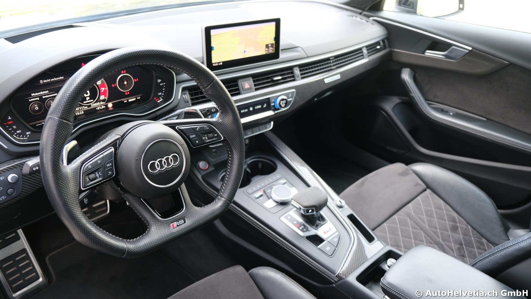 AUDI RS4 Avant 2.9 TFSI quattro tiptronic-image-11