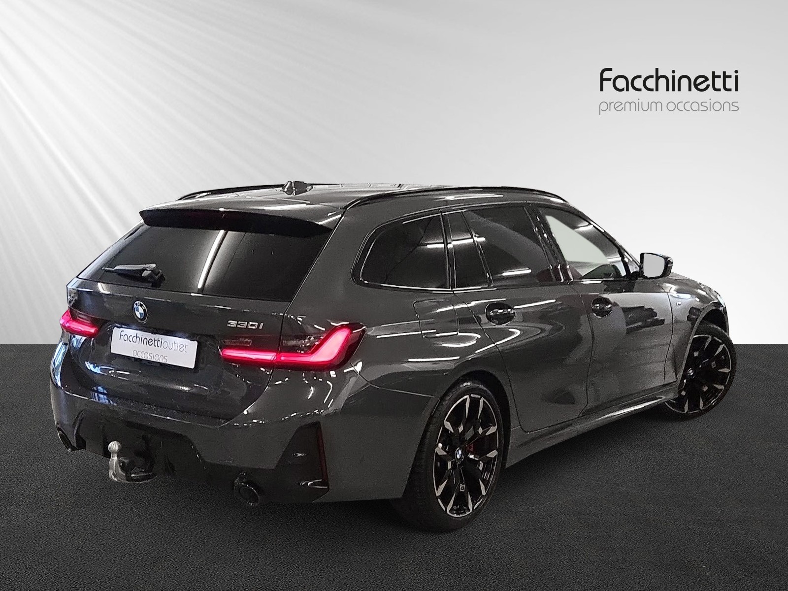 BMW 330i Touring xDrive Steptronic M Sport Pro-image-2
