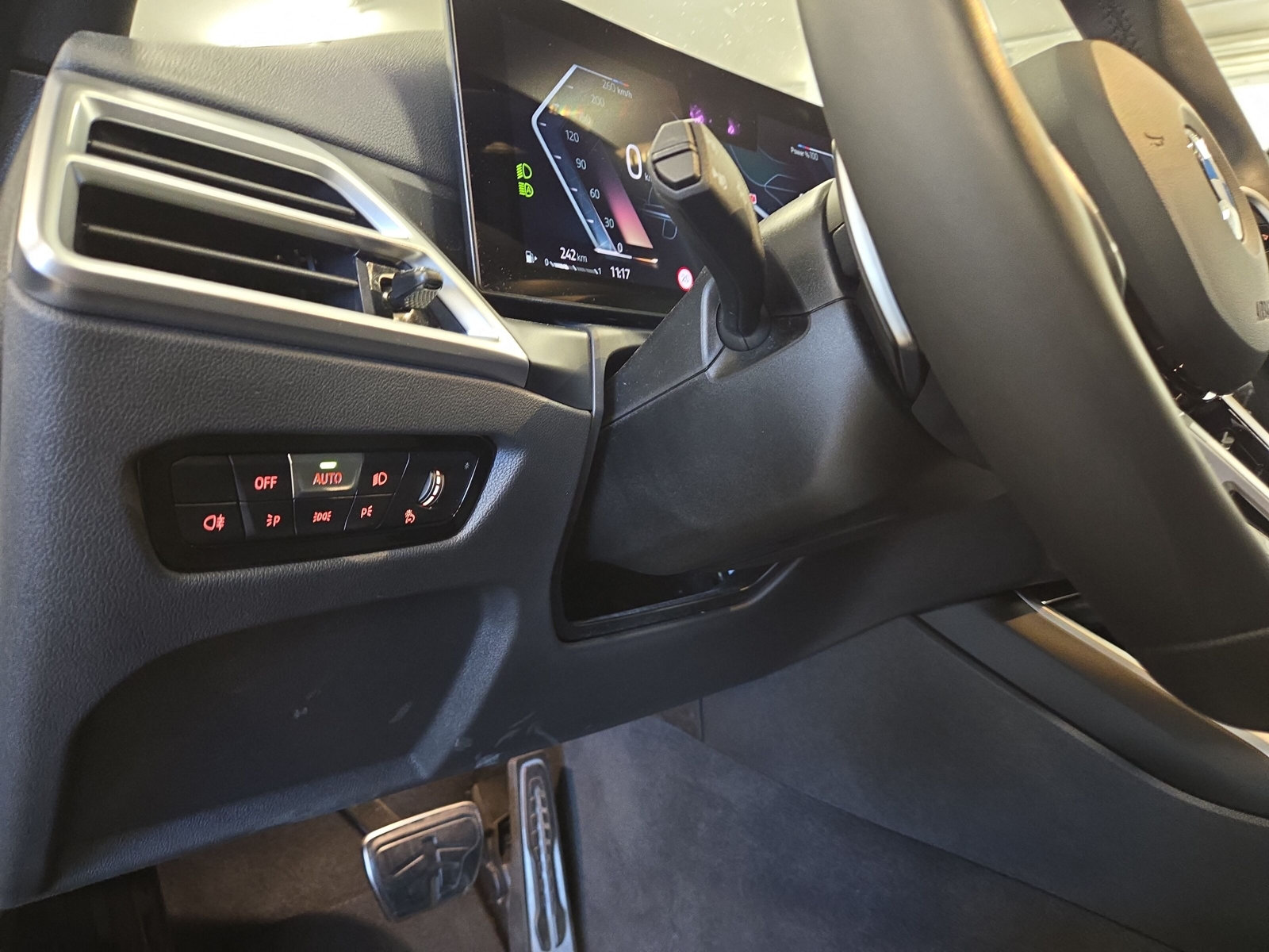 BMW 330i Touring xDrive Steptronic M Sport Pro-image-19