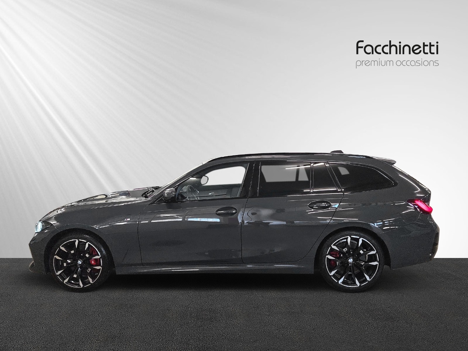 BMW 330i Touring xDrive Steptronic M Sport Pro-image-1
