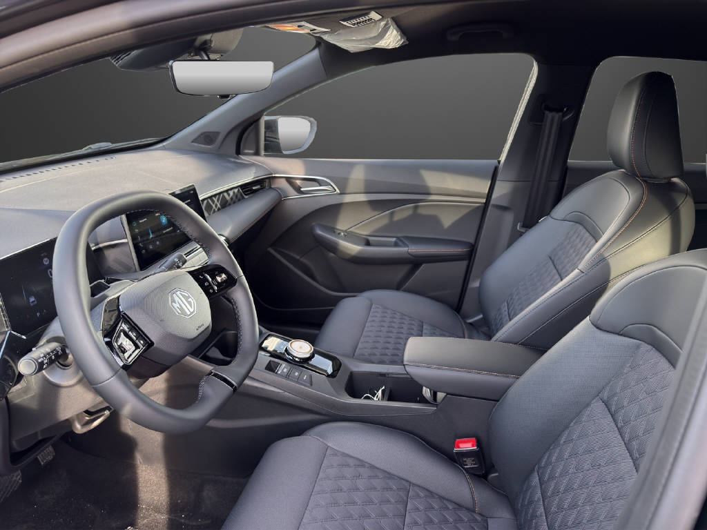 MG 3 1.5 Hybrid Luxury-image-8