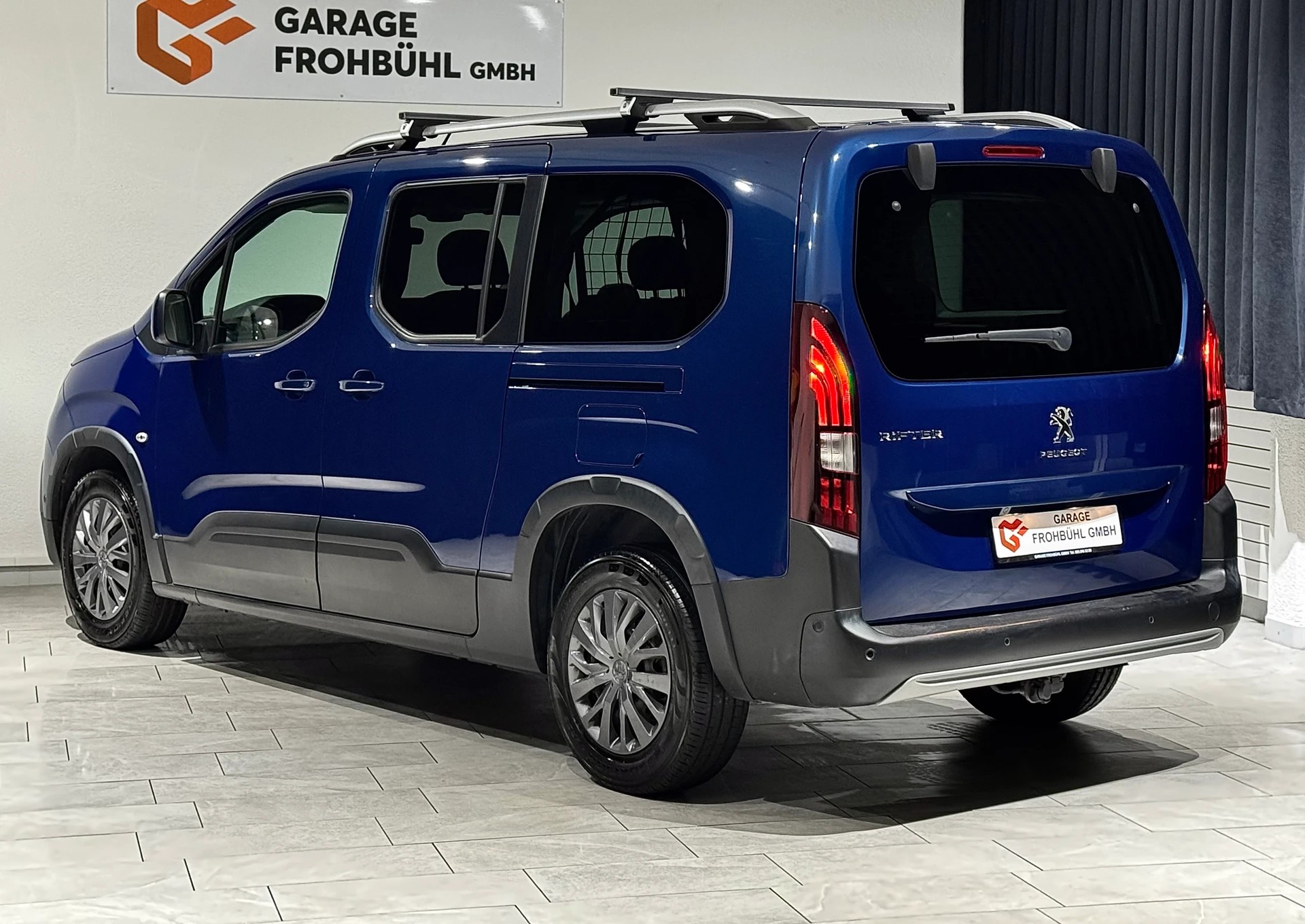 PEUGEOT Rifter 1.5 BlueHDi GT Line-image-4