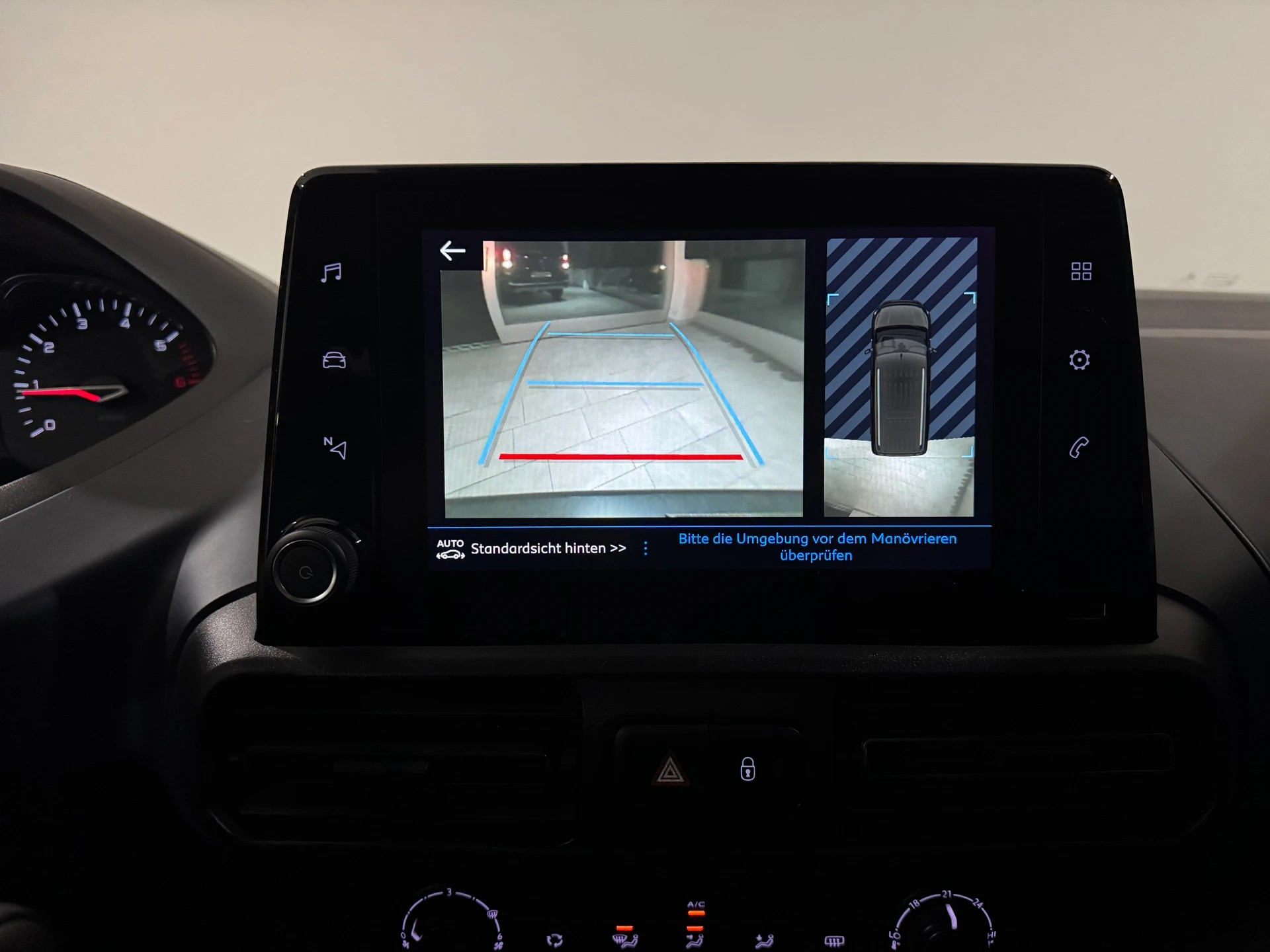 PEUGEOT Rifter 1.5 BlueHDi GT Line-image-15
