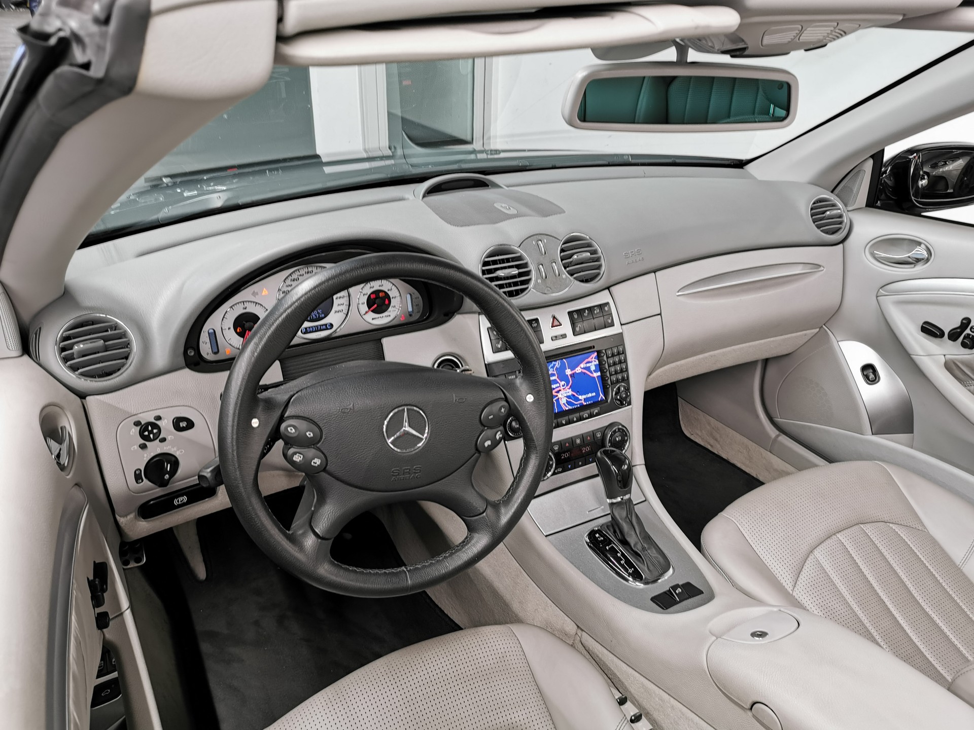 MERCEDES-BENZ CLK 55 AMG Avantgarde Automatic-image-12