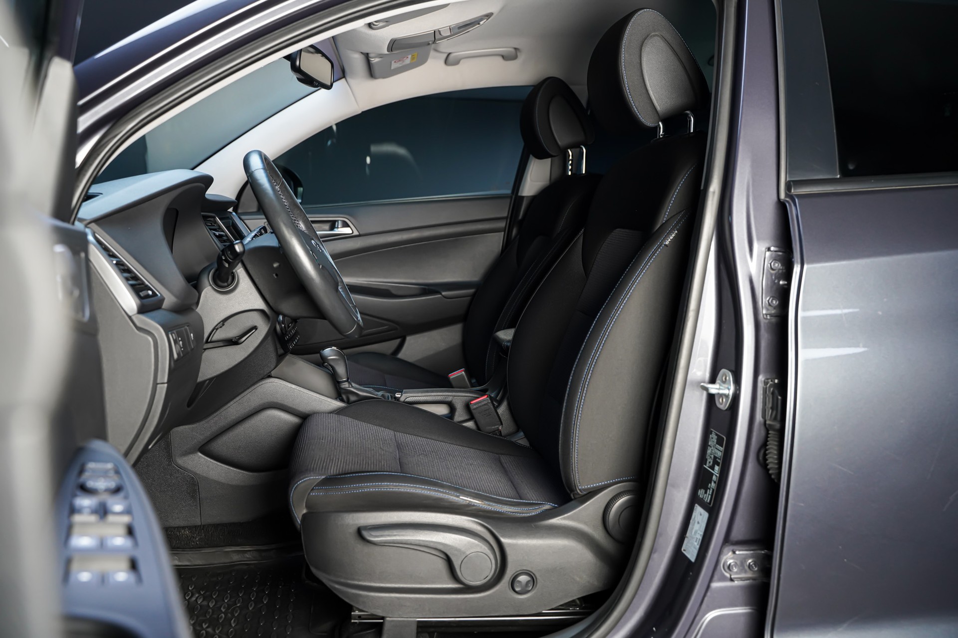 HYUNDAI TUCSON 2.0 GDI 4x4-image-9