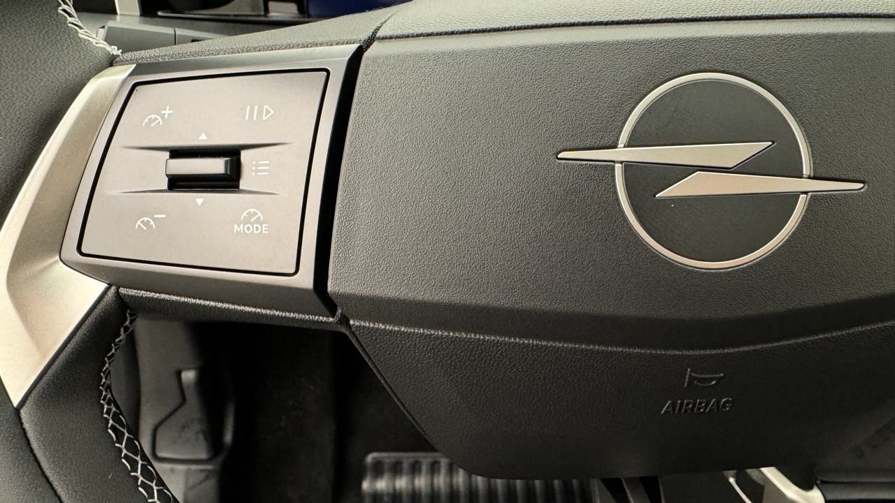OPEL Frontera-e 44 kWh GS-image-9