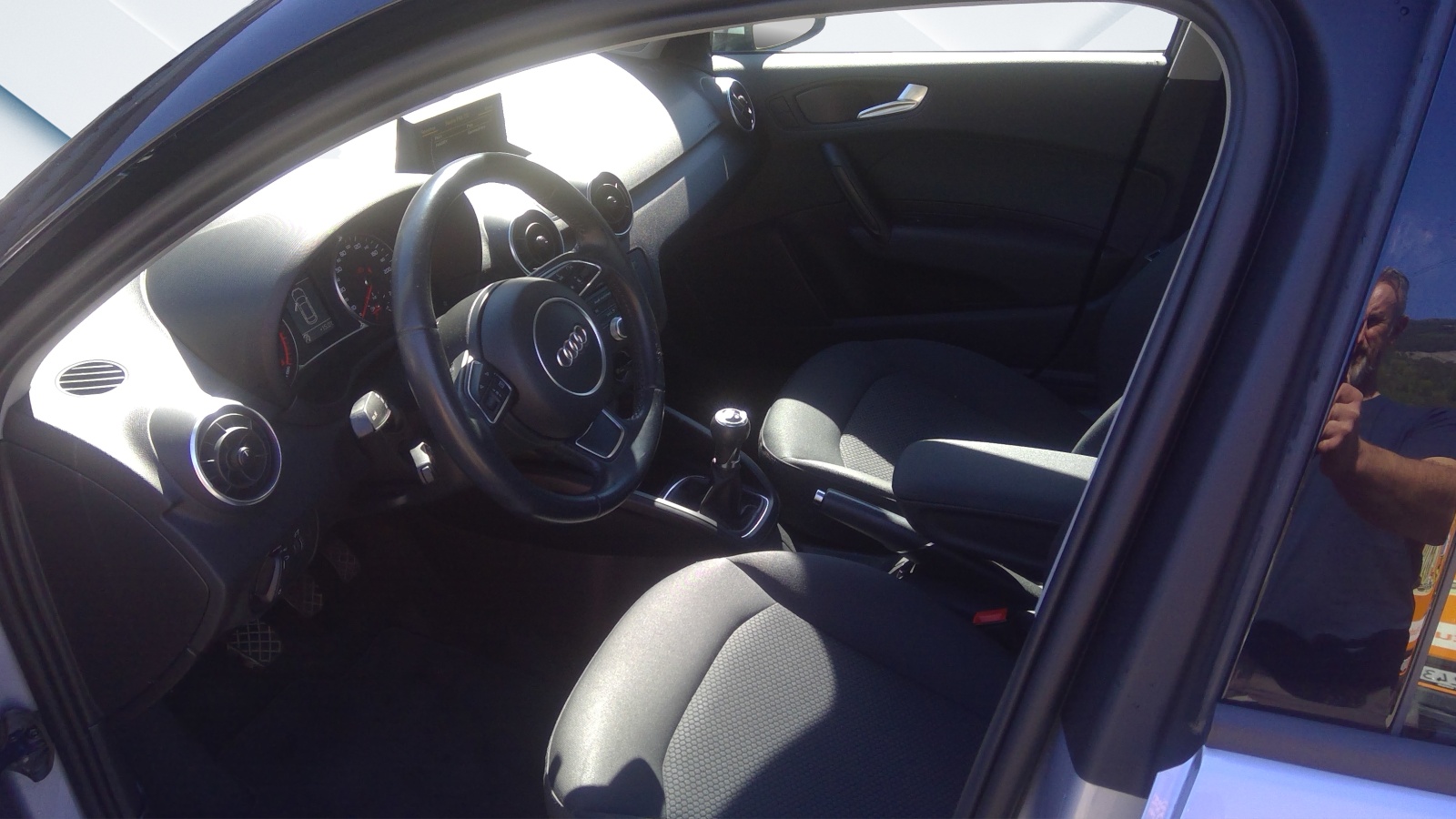 AUDI A1 Sportback 1.2 TFSI Attraction-image-10